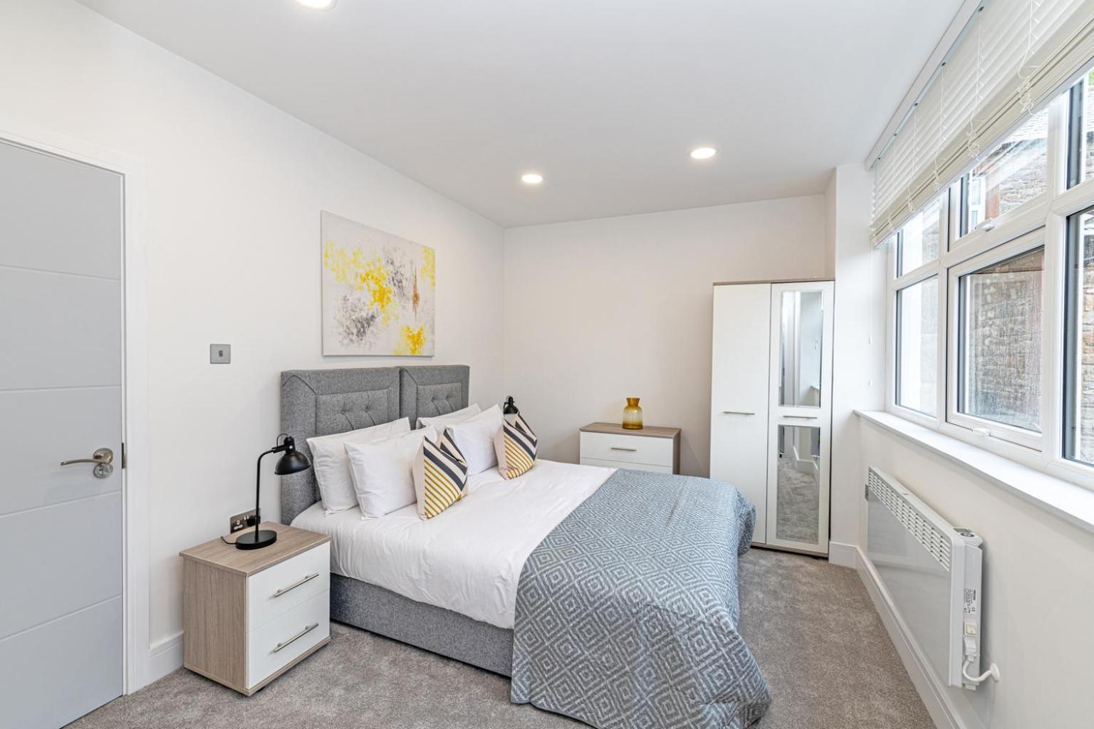 Coniston House, 3 bedrooms with parking, Appleby by Guestz