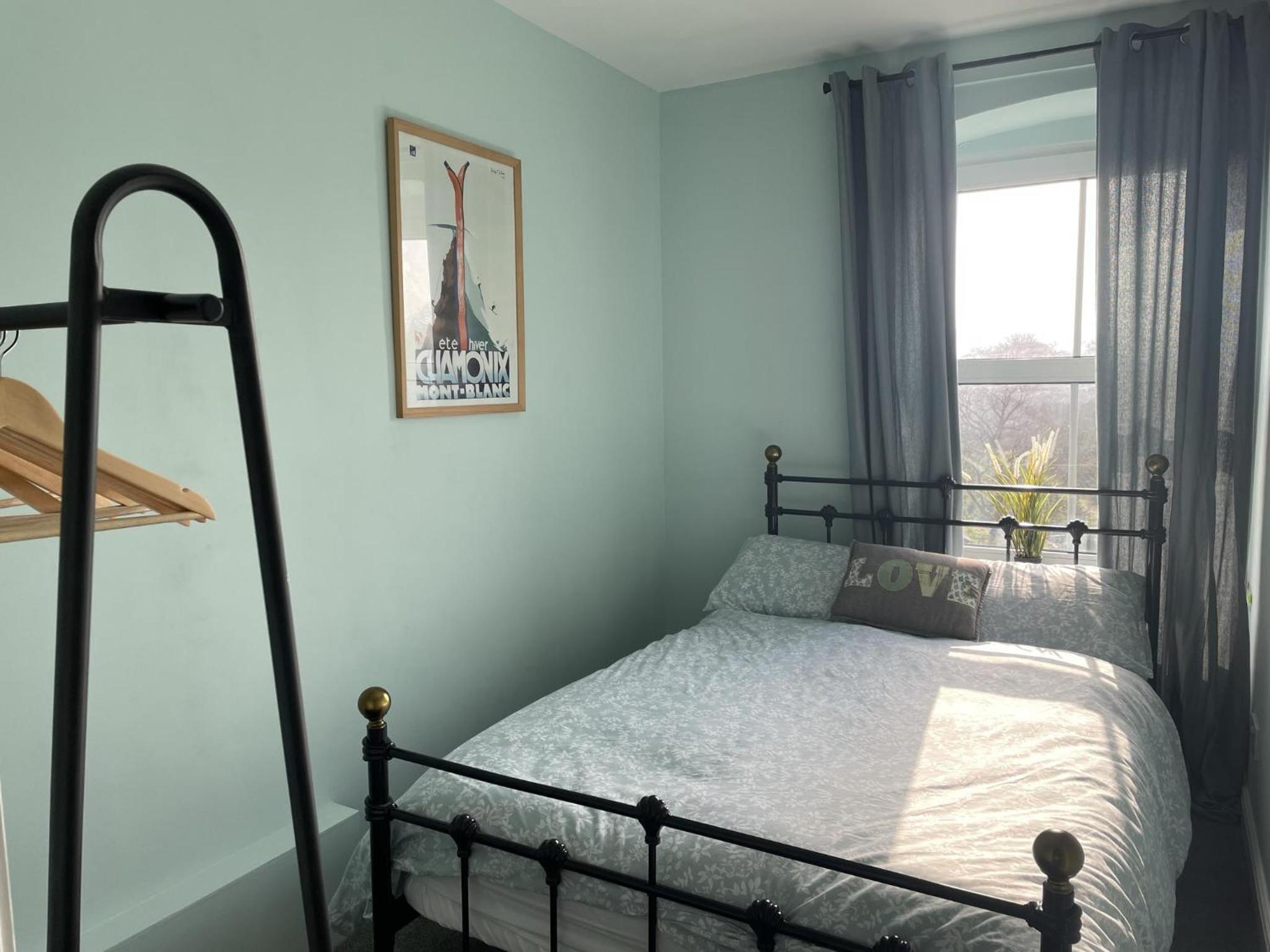 2-Bed Flat in Summerbridge Harrogate Pet Friendly view 3