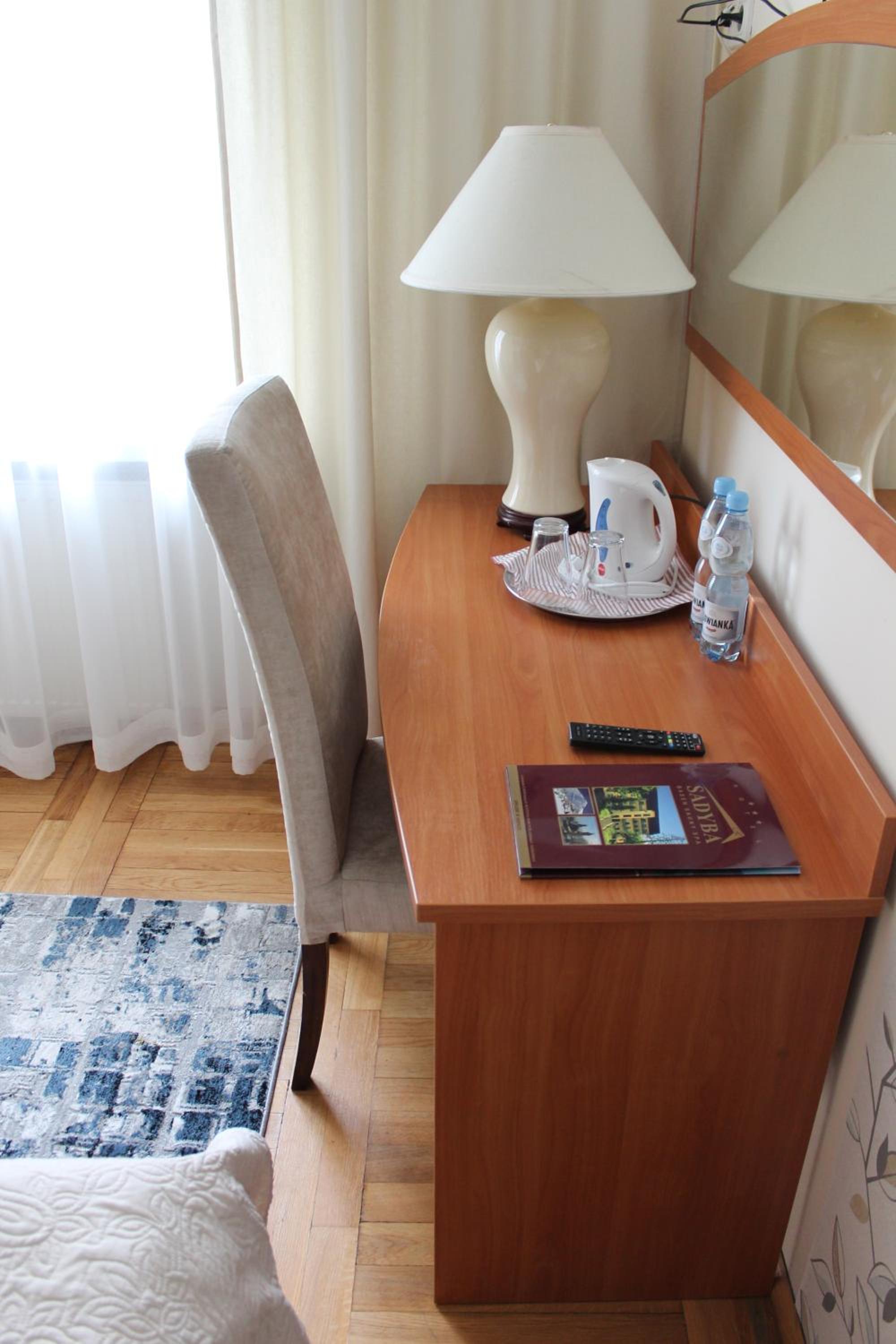 Photo 10