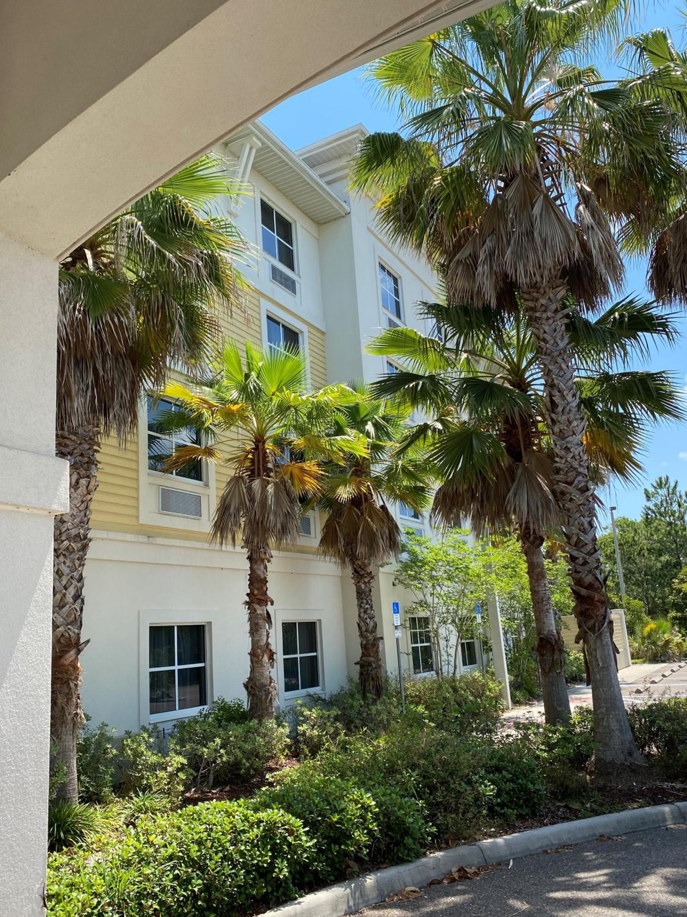 Holiday Inn Express & Suites Palm Coast - I-95