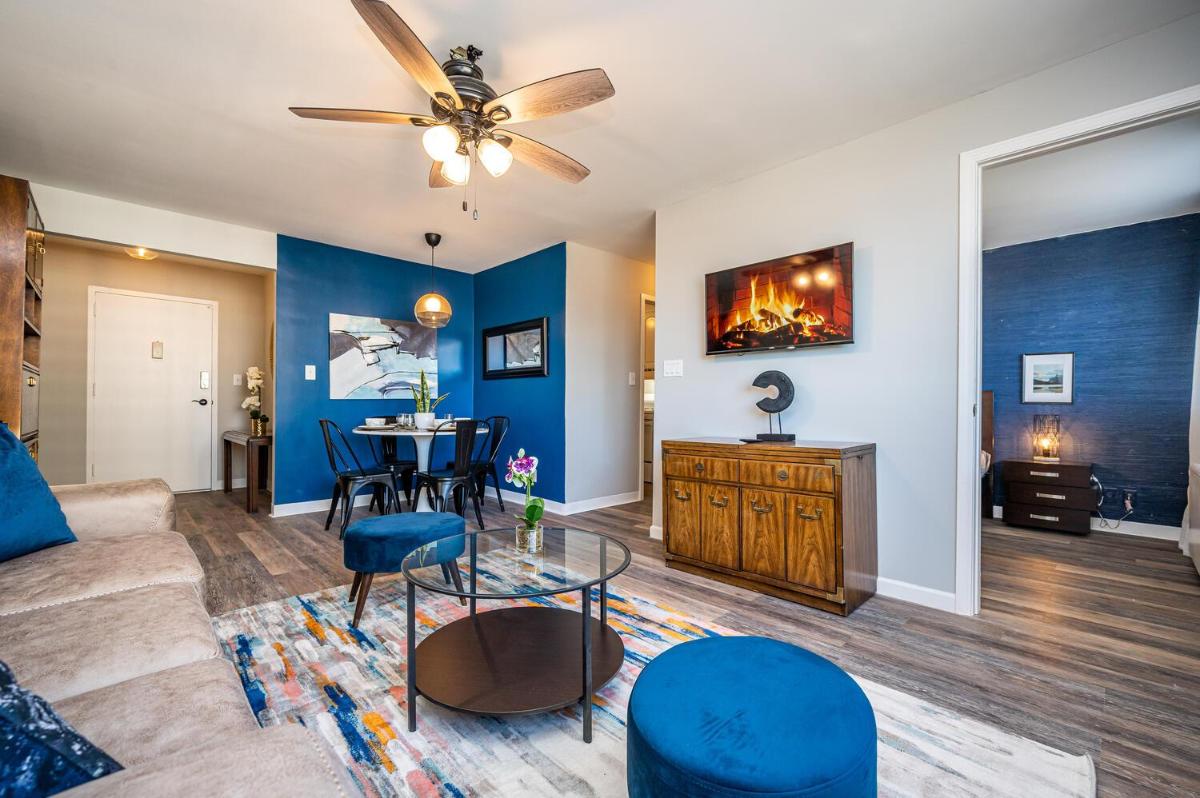 Atlanta Downtown! High Rise! Onsite Parking! LM1402 view 2