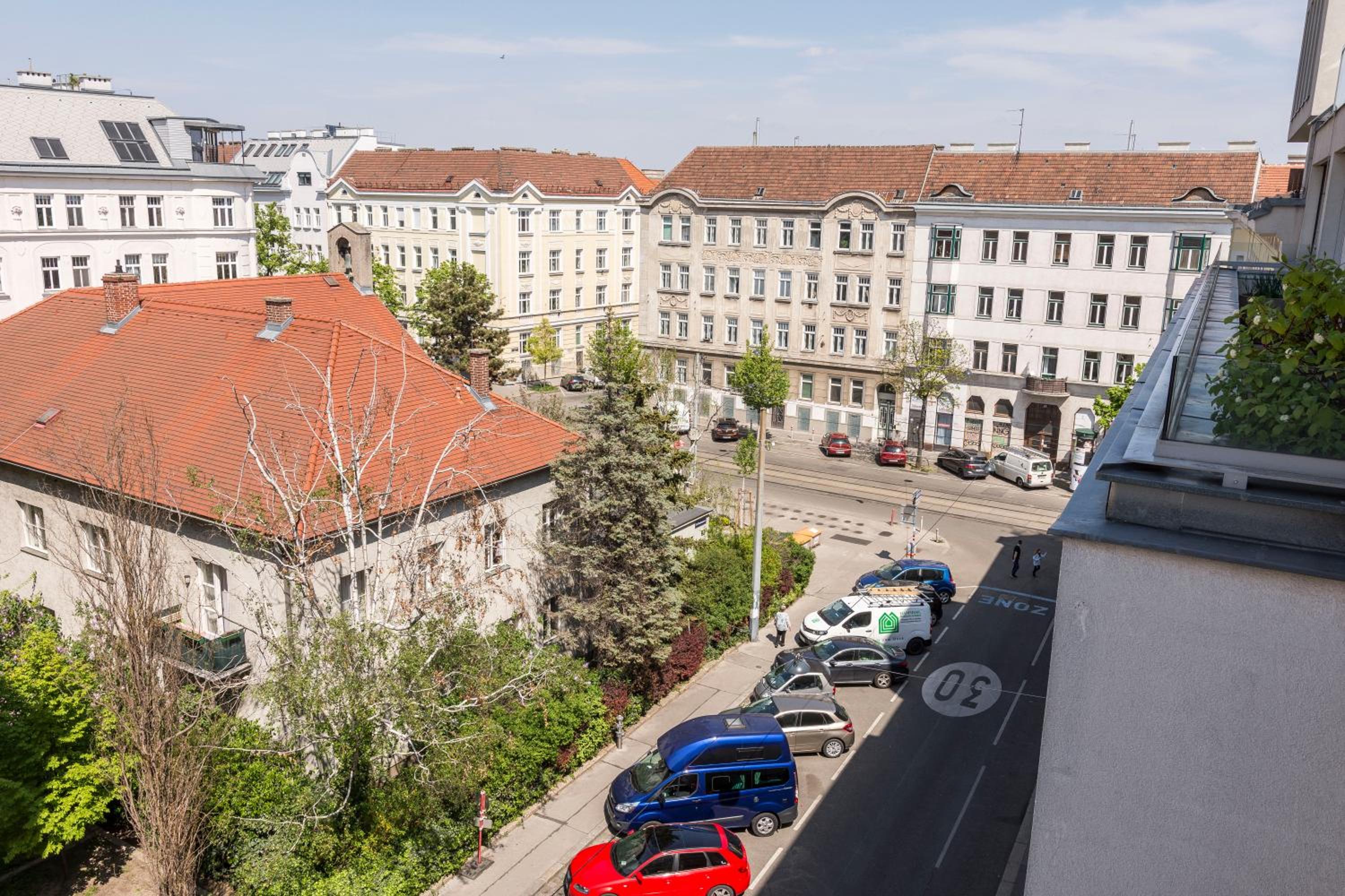 Cube Apartments by Wiener Stadthalle & U3 Metro