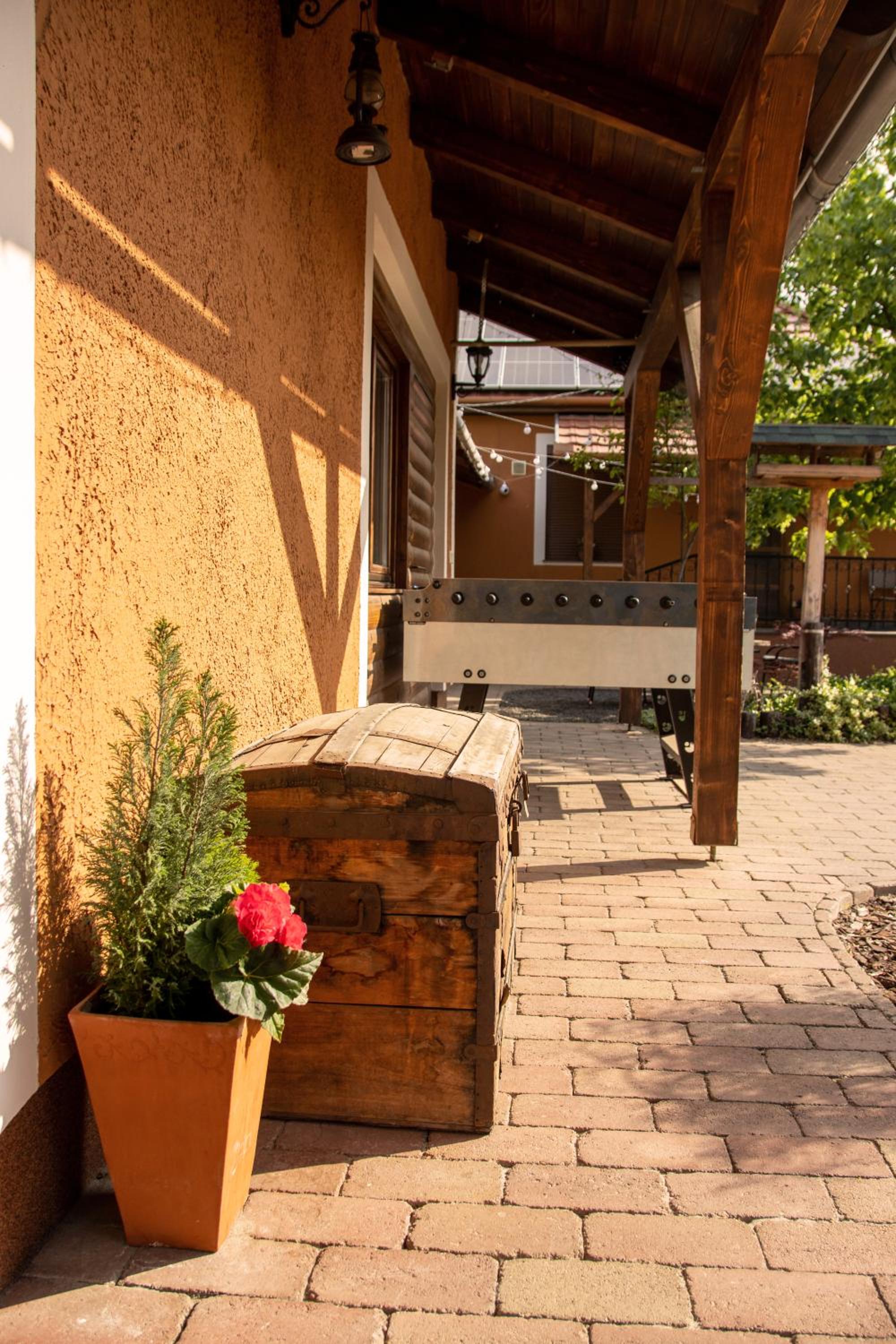 Photo 27