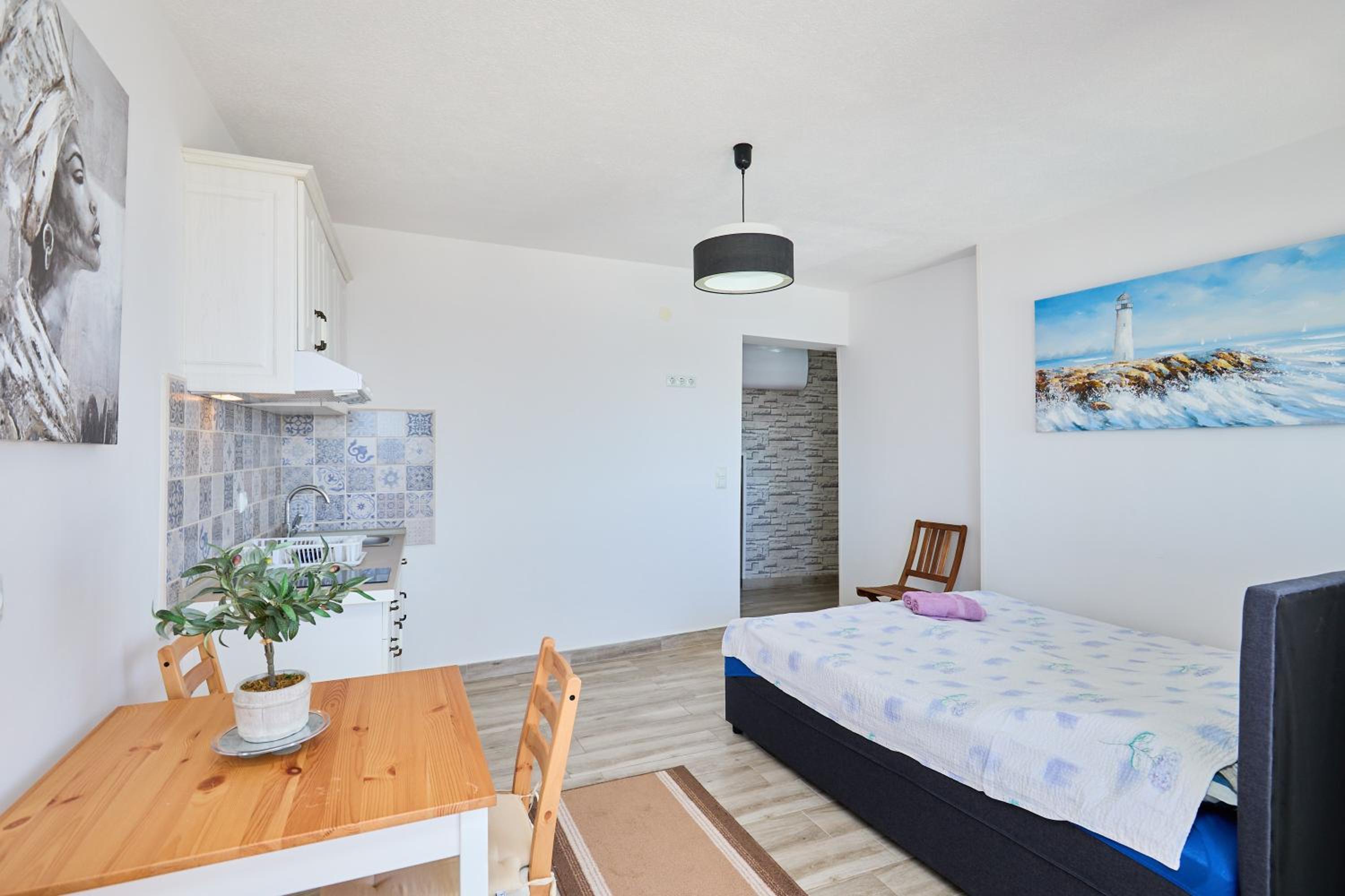 Studio Apartment Tarik