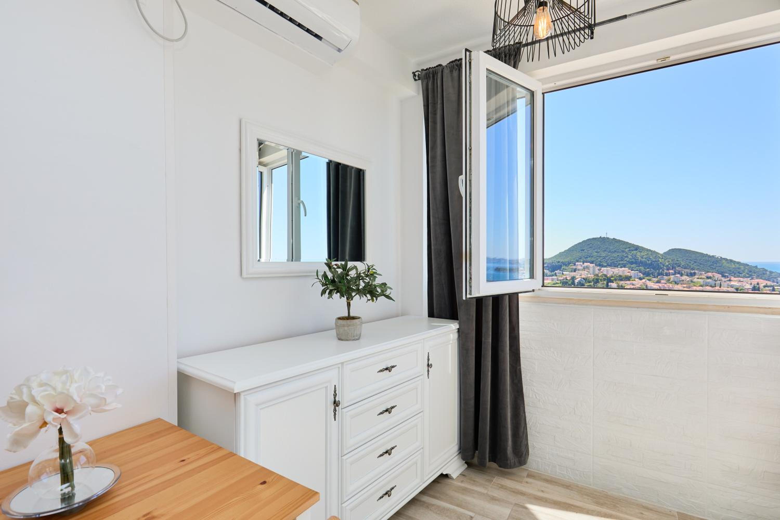 Studio Apartment Tarik