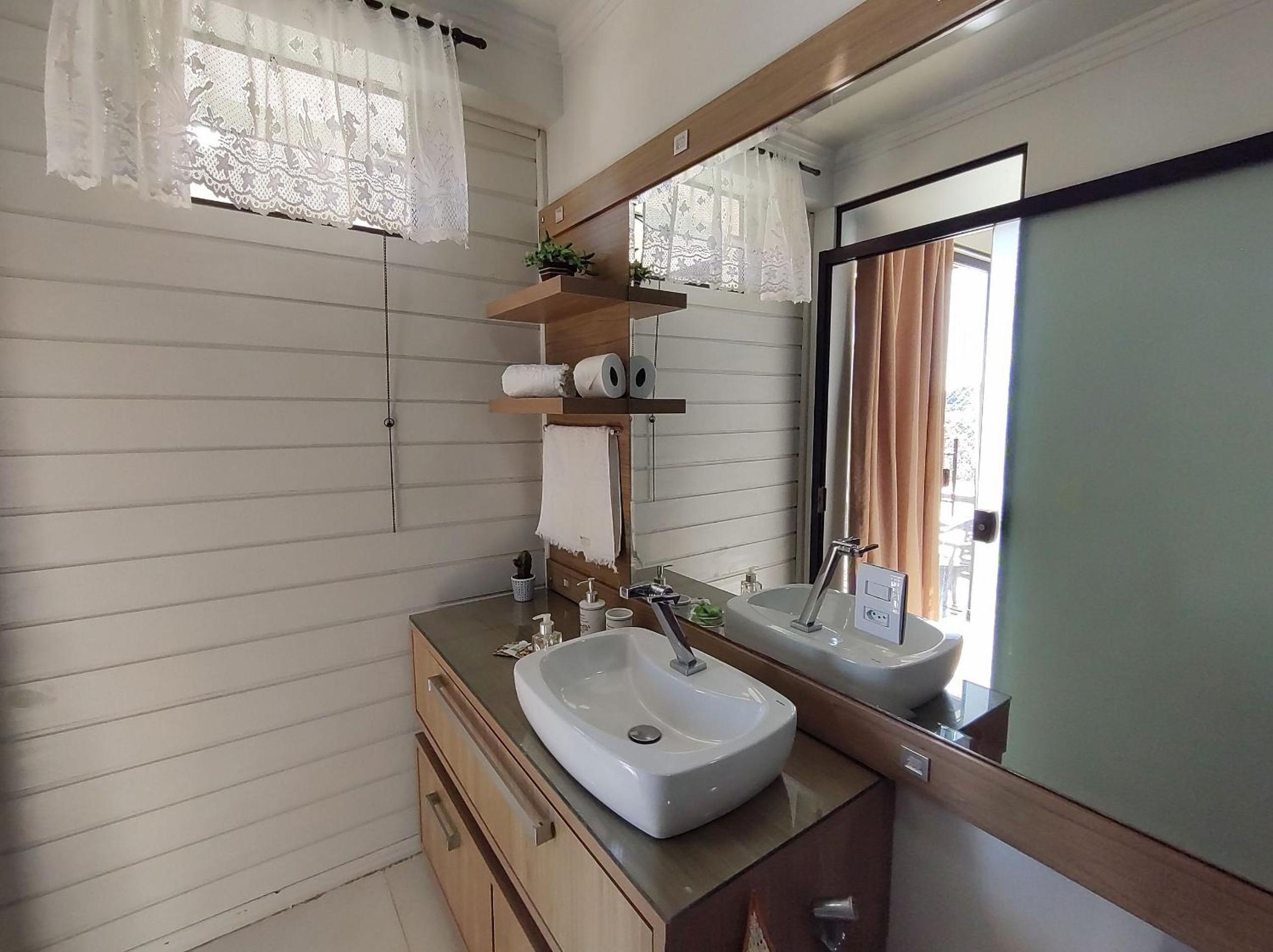 Casa da Flor Guest House – Praia Grande – Beto Carrero