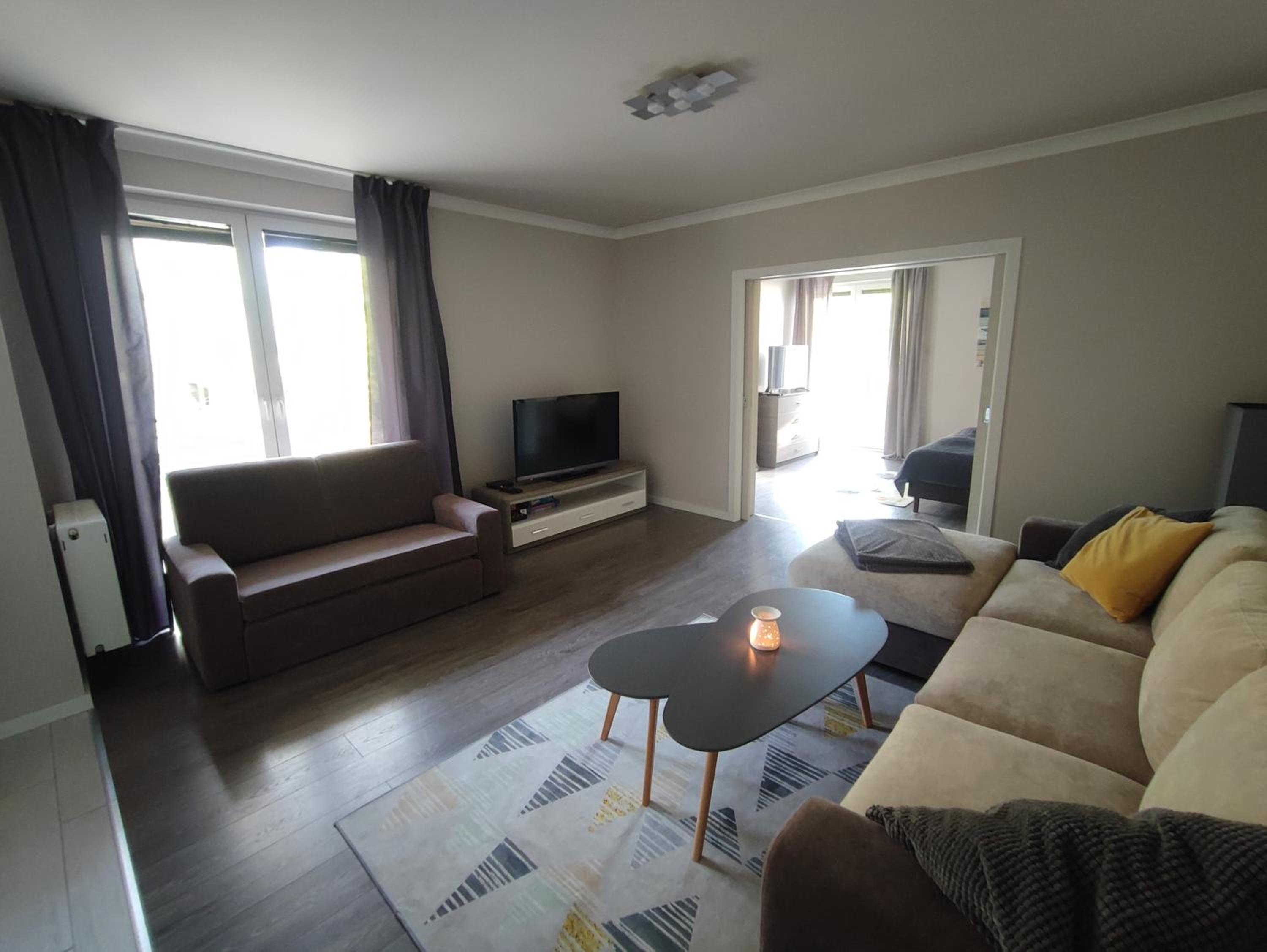 Apartament Feniks 12 - 63 m2 view 2