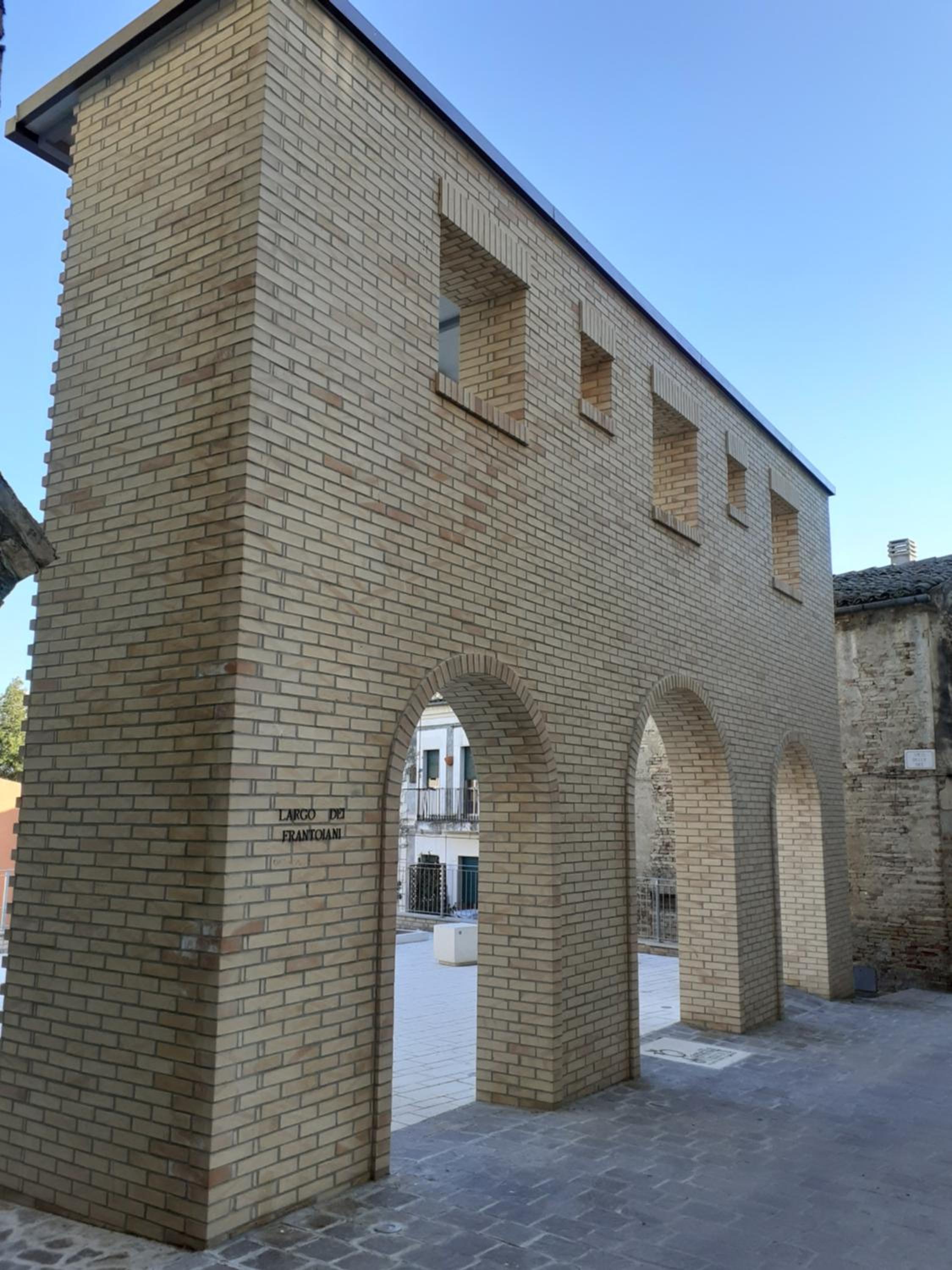 Photo 20