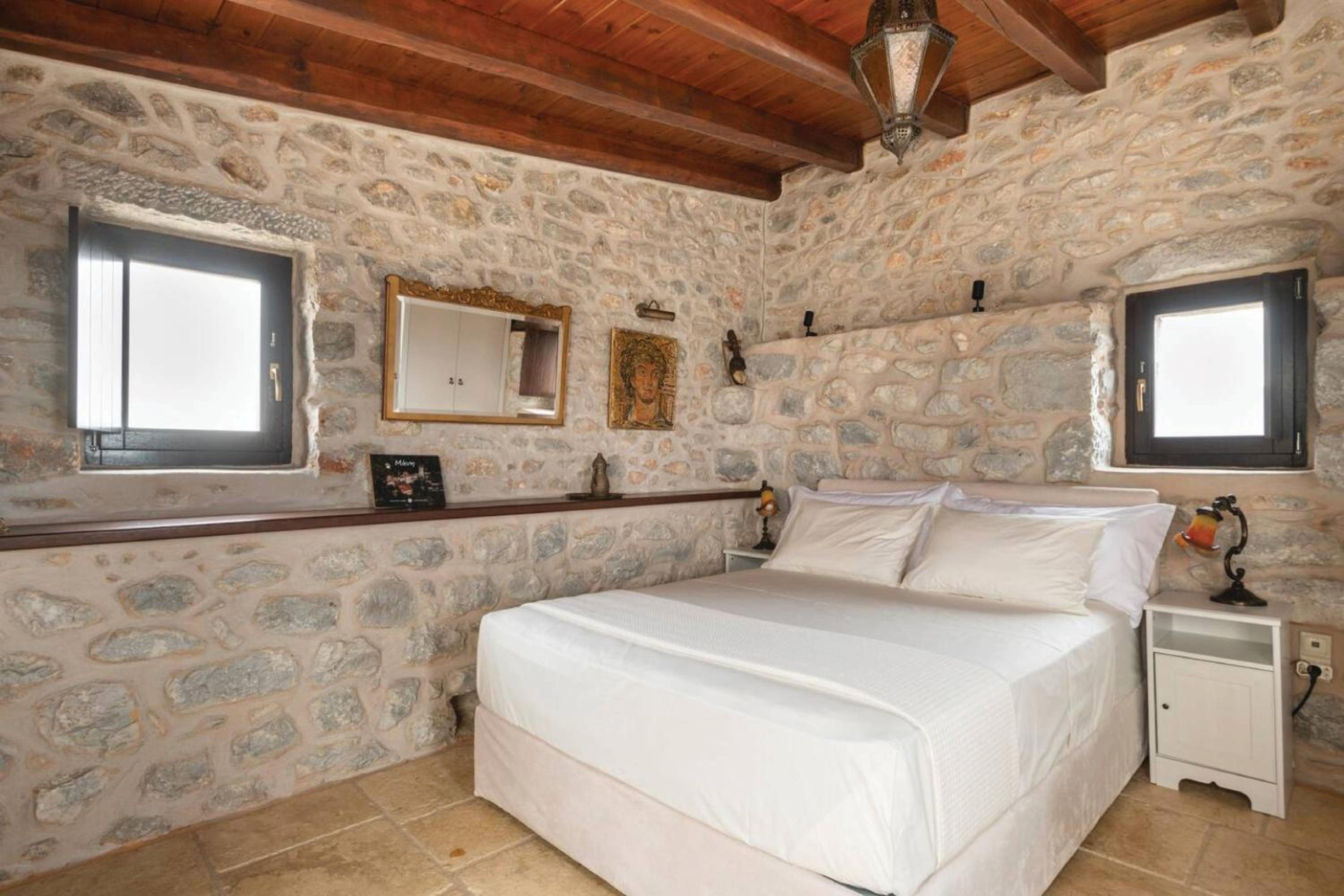 Fameliti Casa Torre - Historic Maniot Tower House view 3