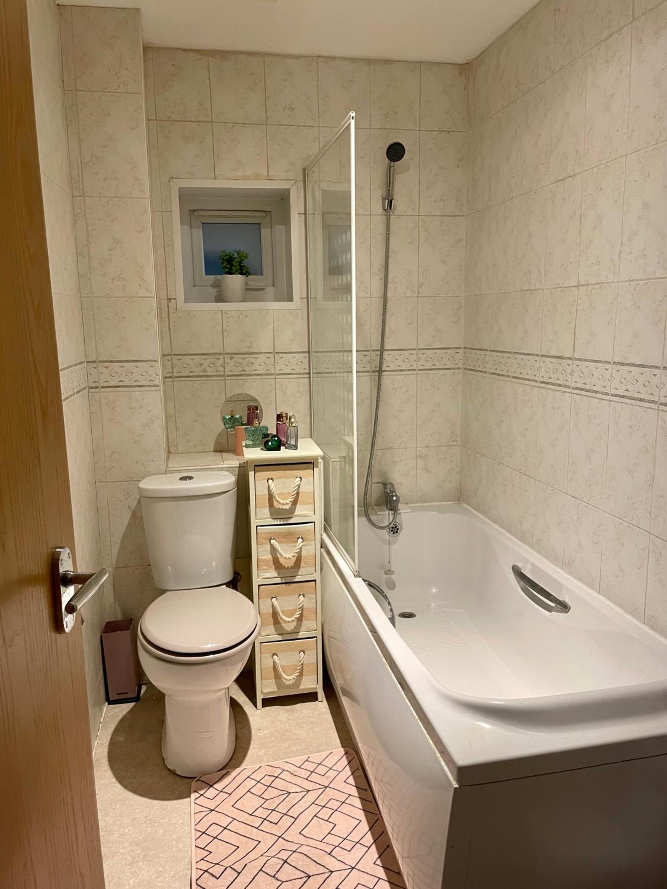 Photo 48