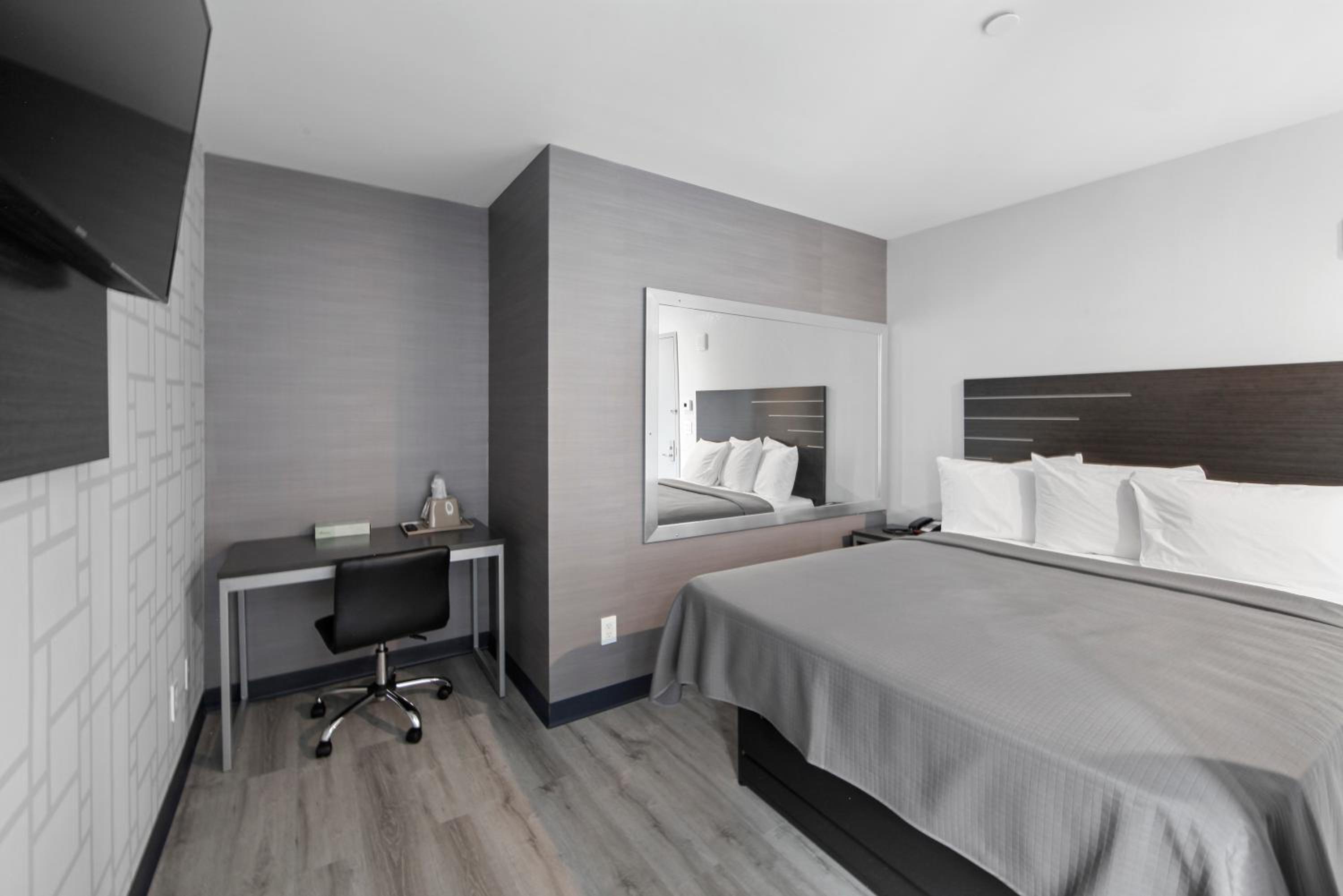 Hotel 365 Bronx - Yankee Stadium - Property Image 12