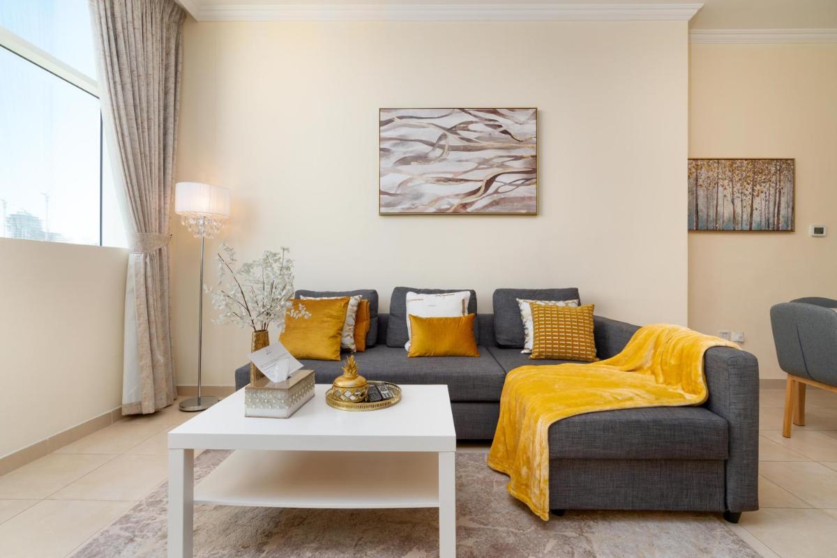 Spacious 2 beds 5 min walk from Dubai Mall with brand new gym and rooftop swimming pool