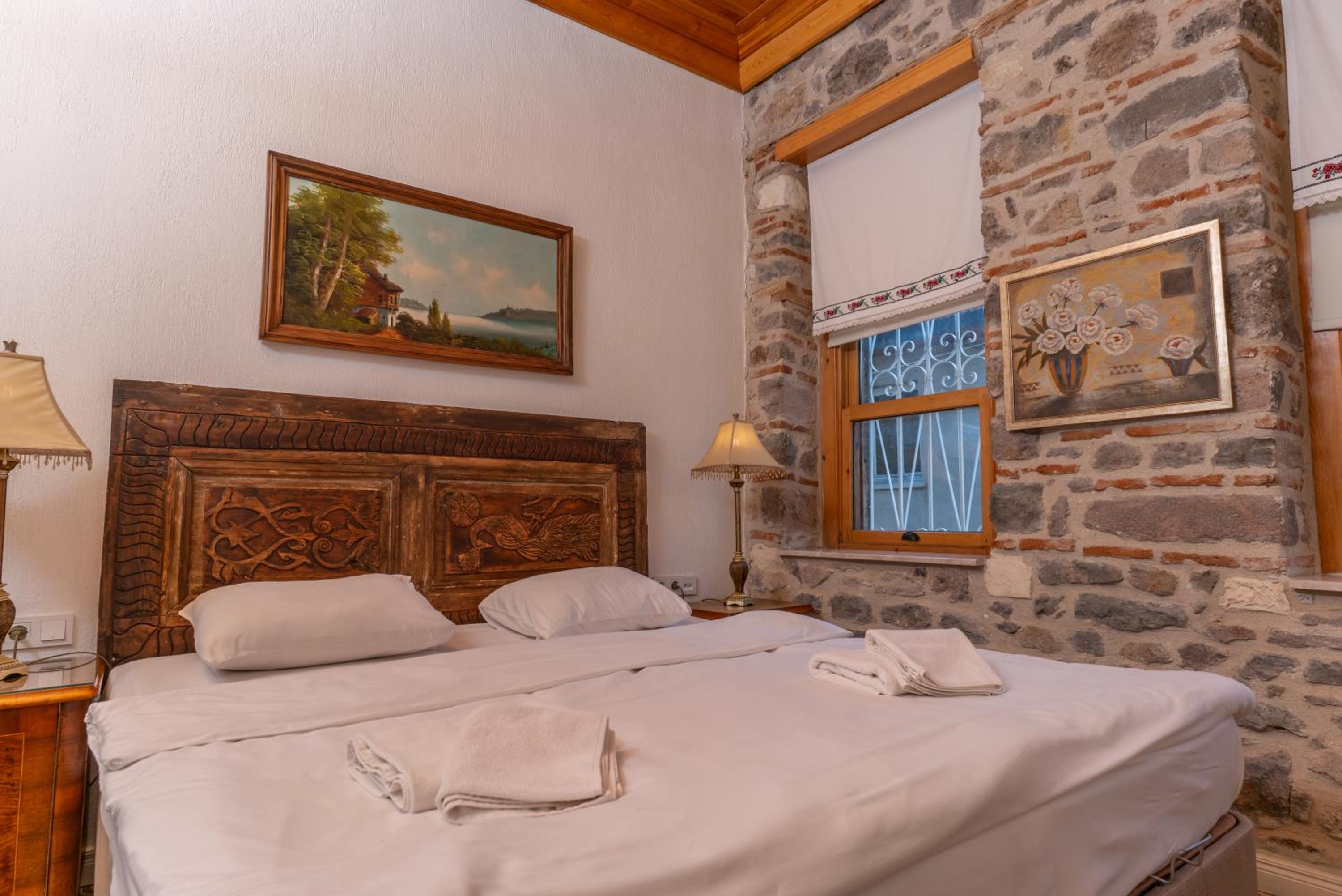 Dutlu Konak - Image 87