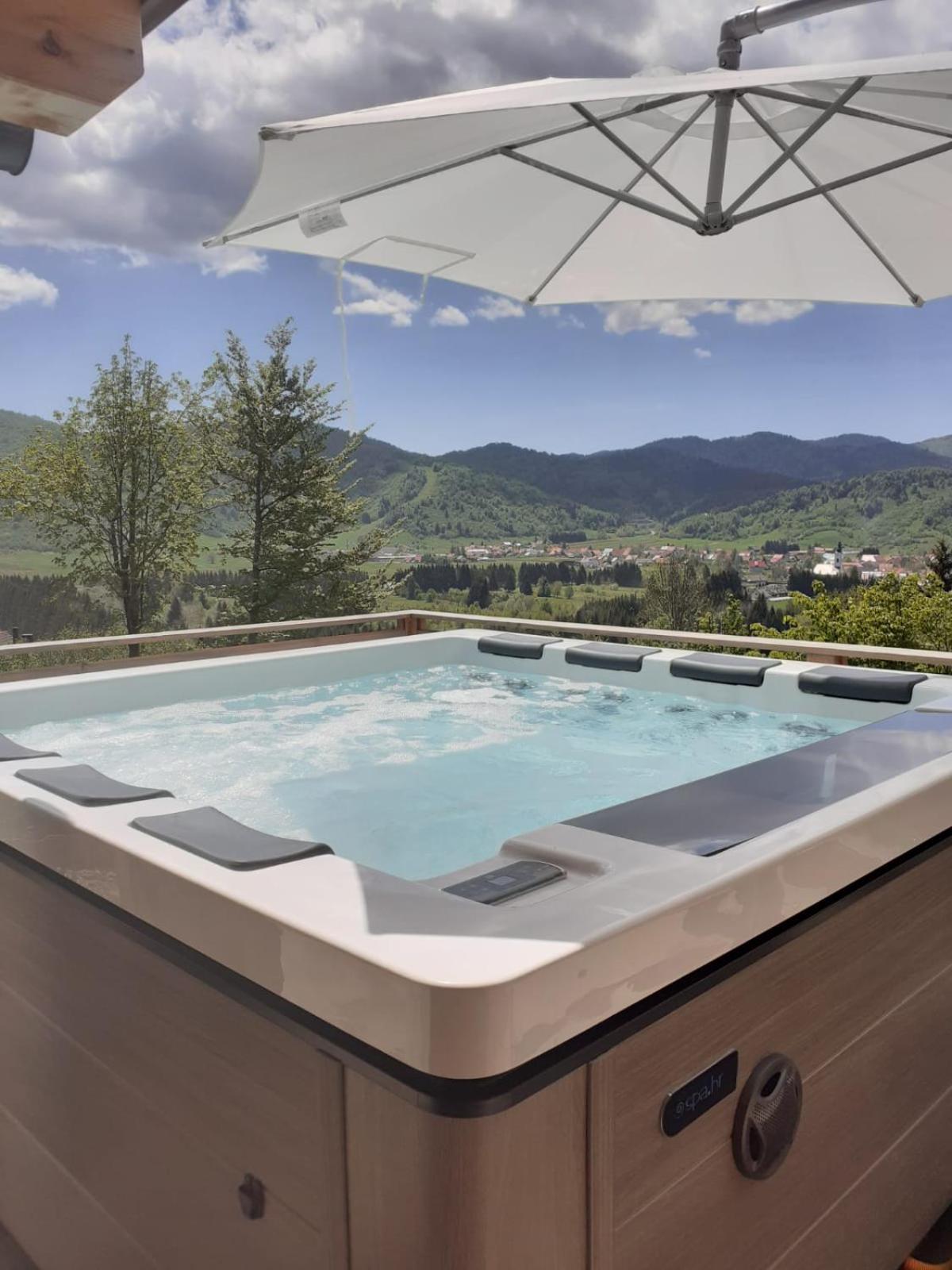 Chalet Dream Sky view 5