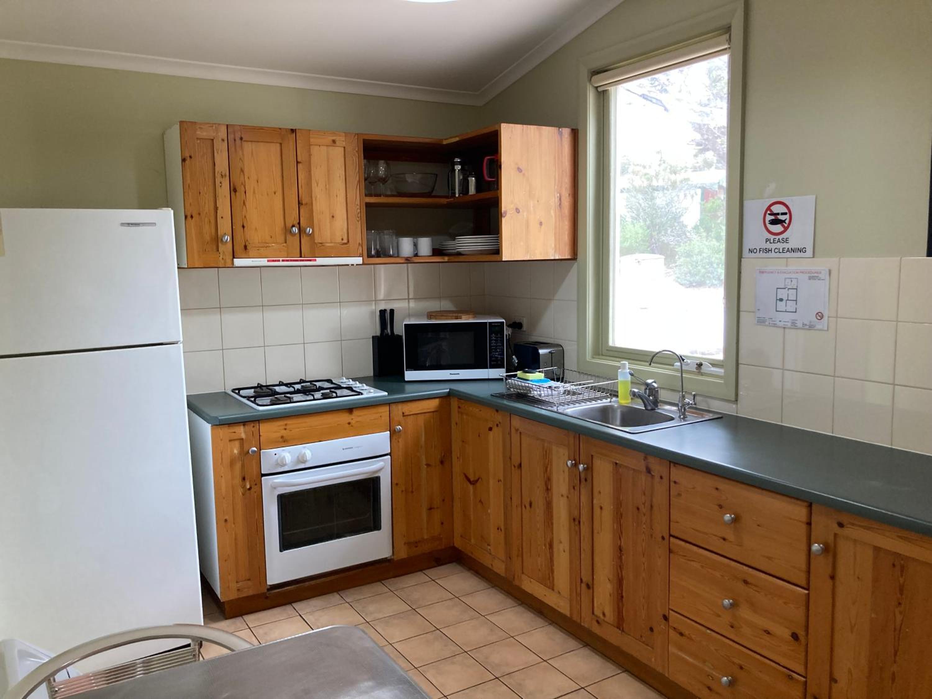 Gatehouse Lodge - Dhilba Guuranda-Innes National Park