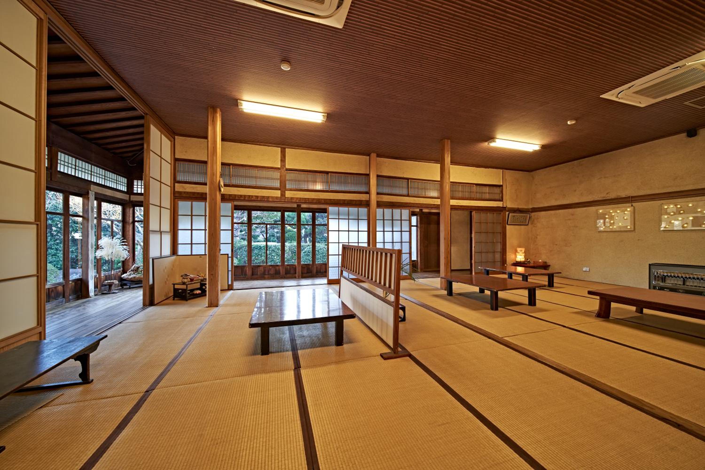 Yamada Bessou くつろぎの温泉宿 山田別荘