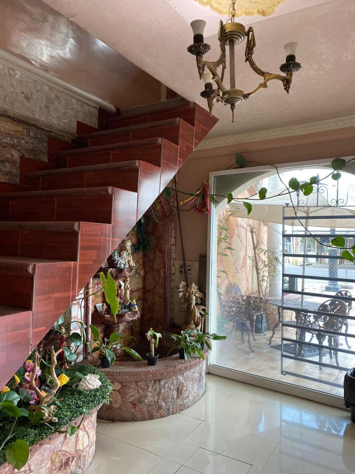 Hotel Plaza, photo 26