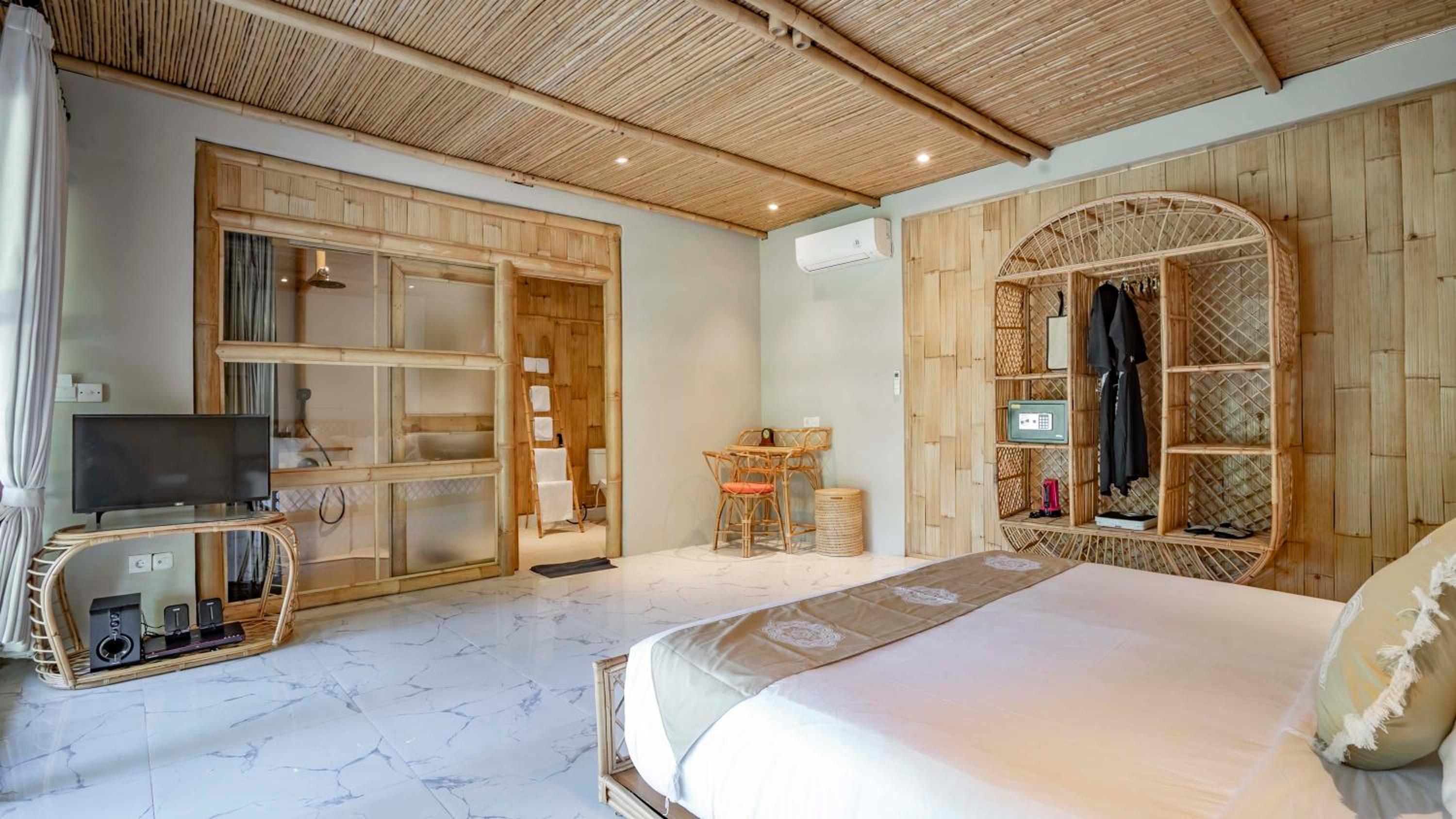 Pravasa Gili Resort by KajaNe