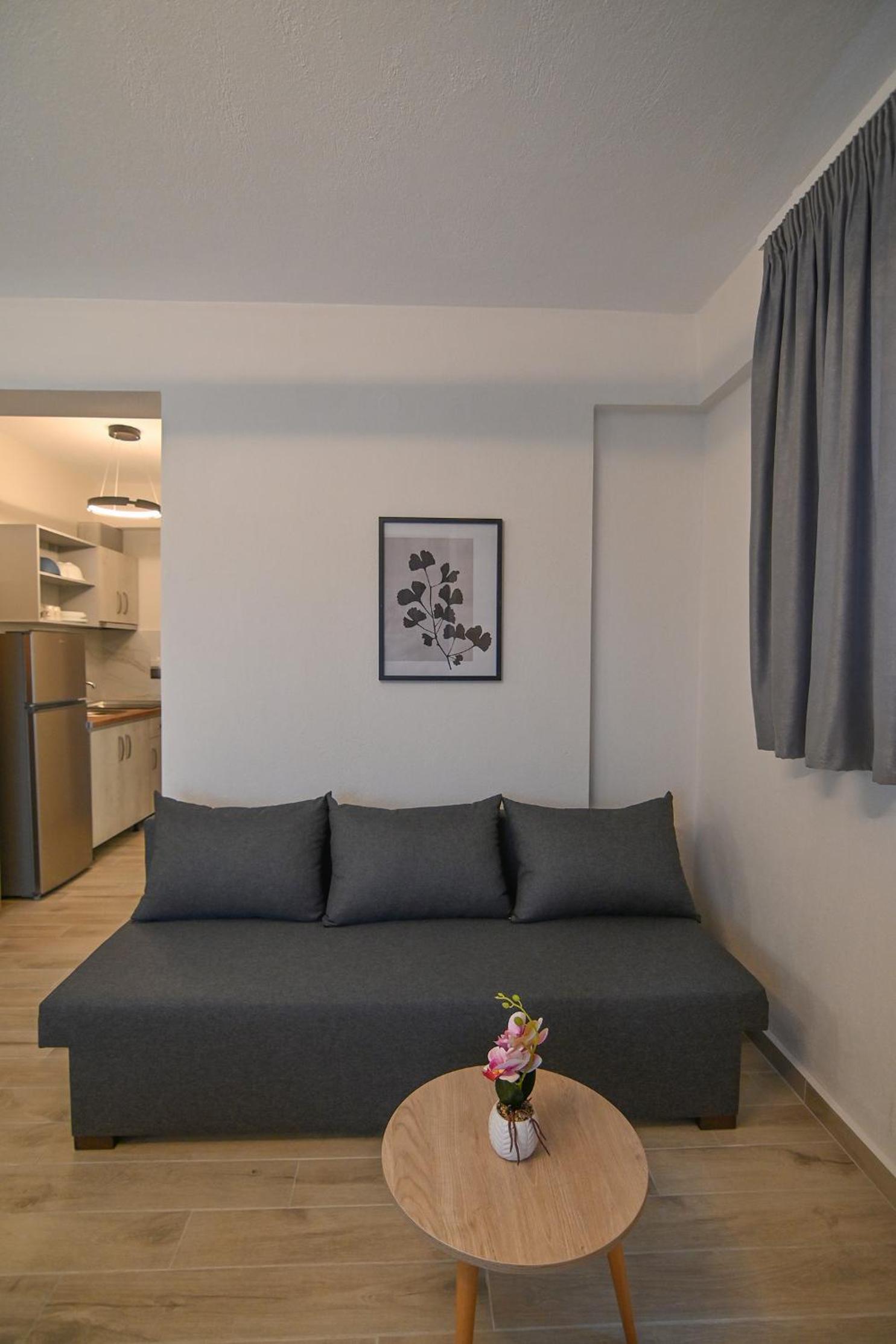 Armonia Luxury Suites