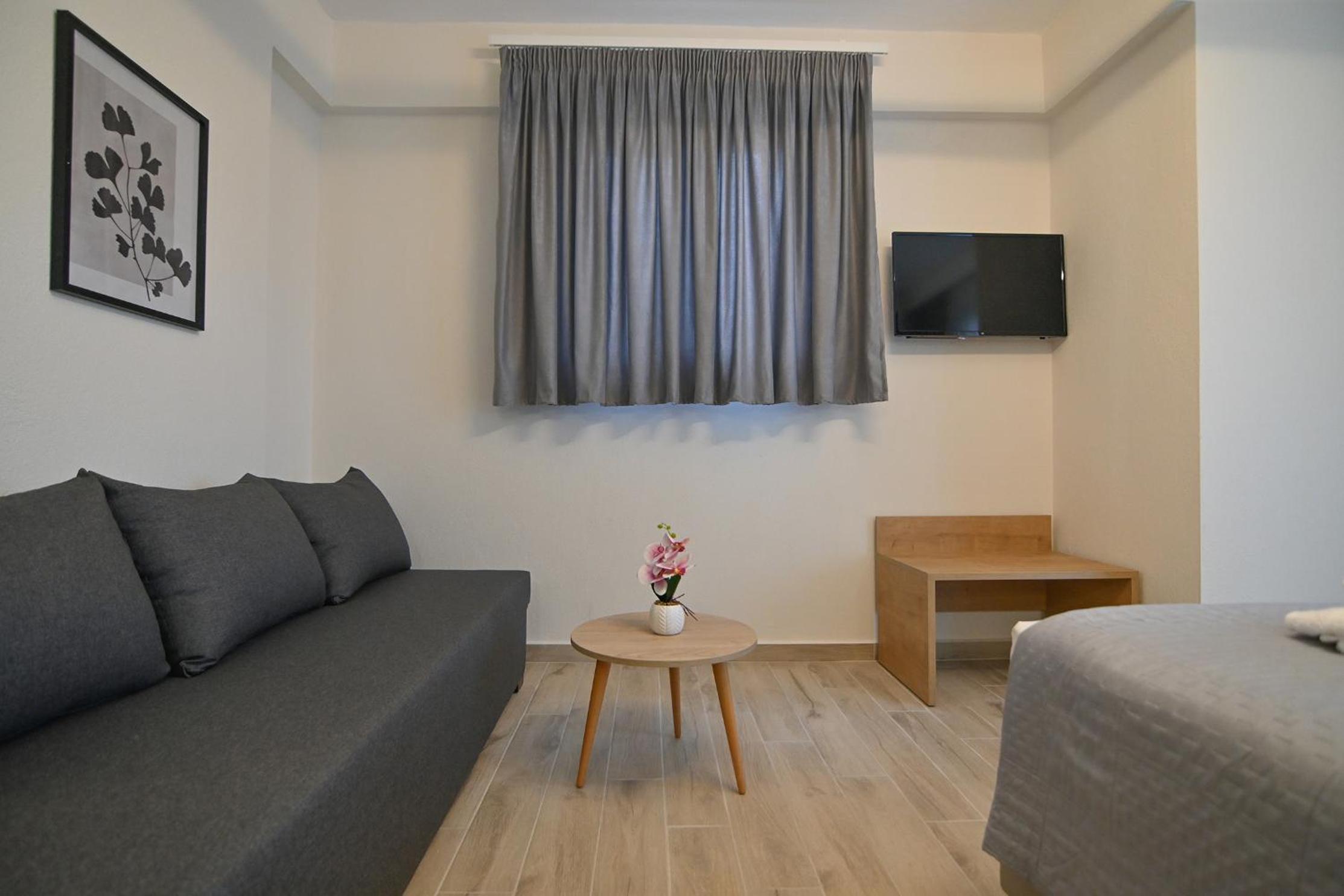 Armonia Luxury Suites