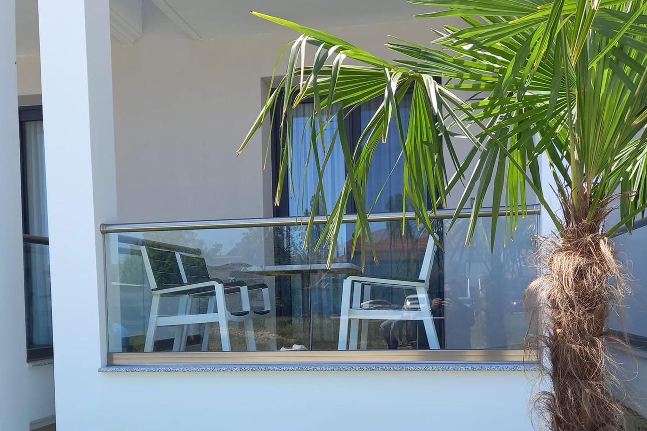 Armonia Luxury Suites