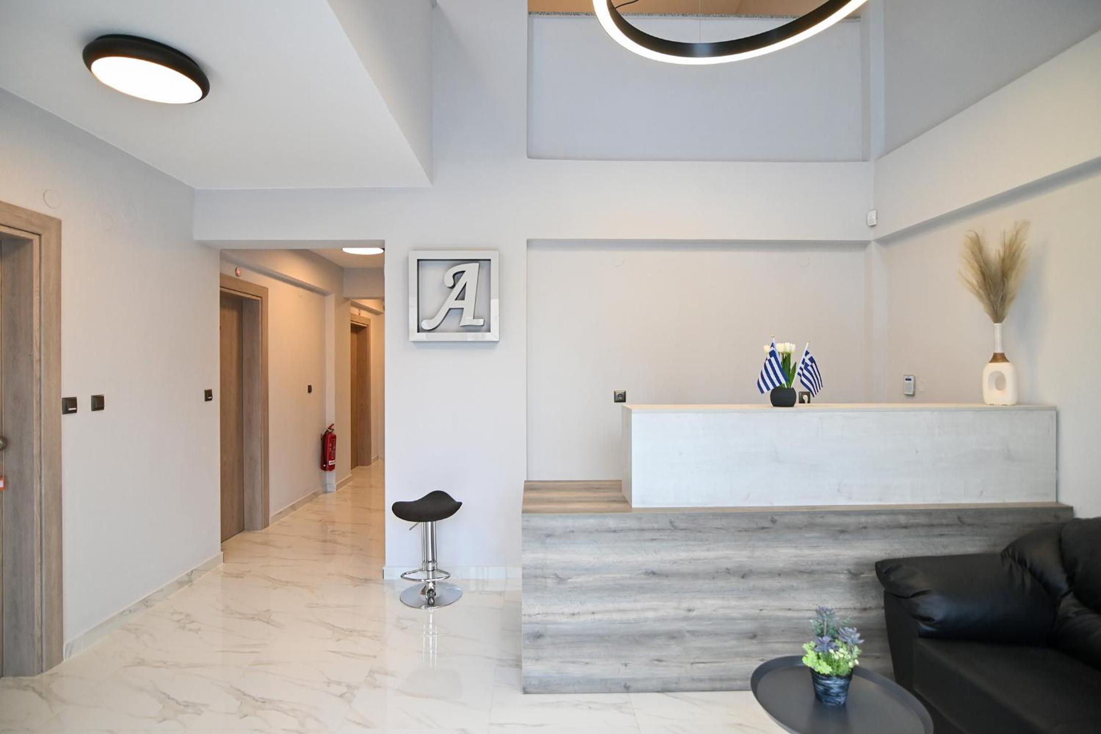 Armonia Luxury Suites
