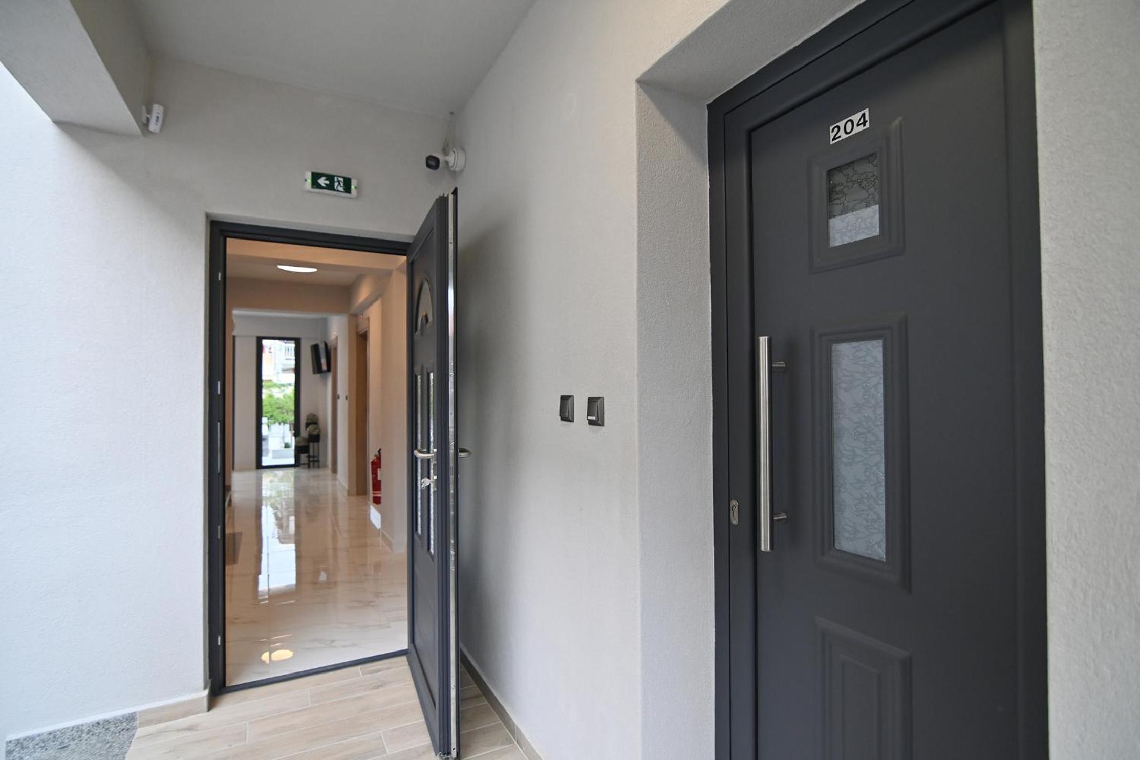 Armonia Luxury Suites