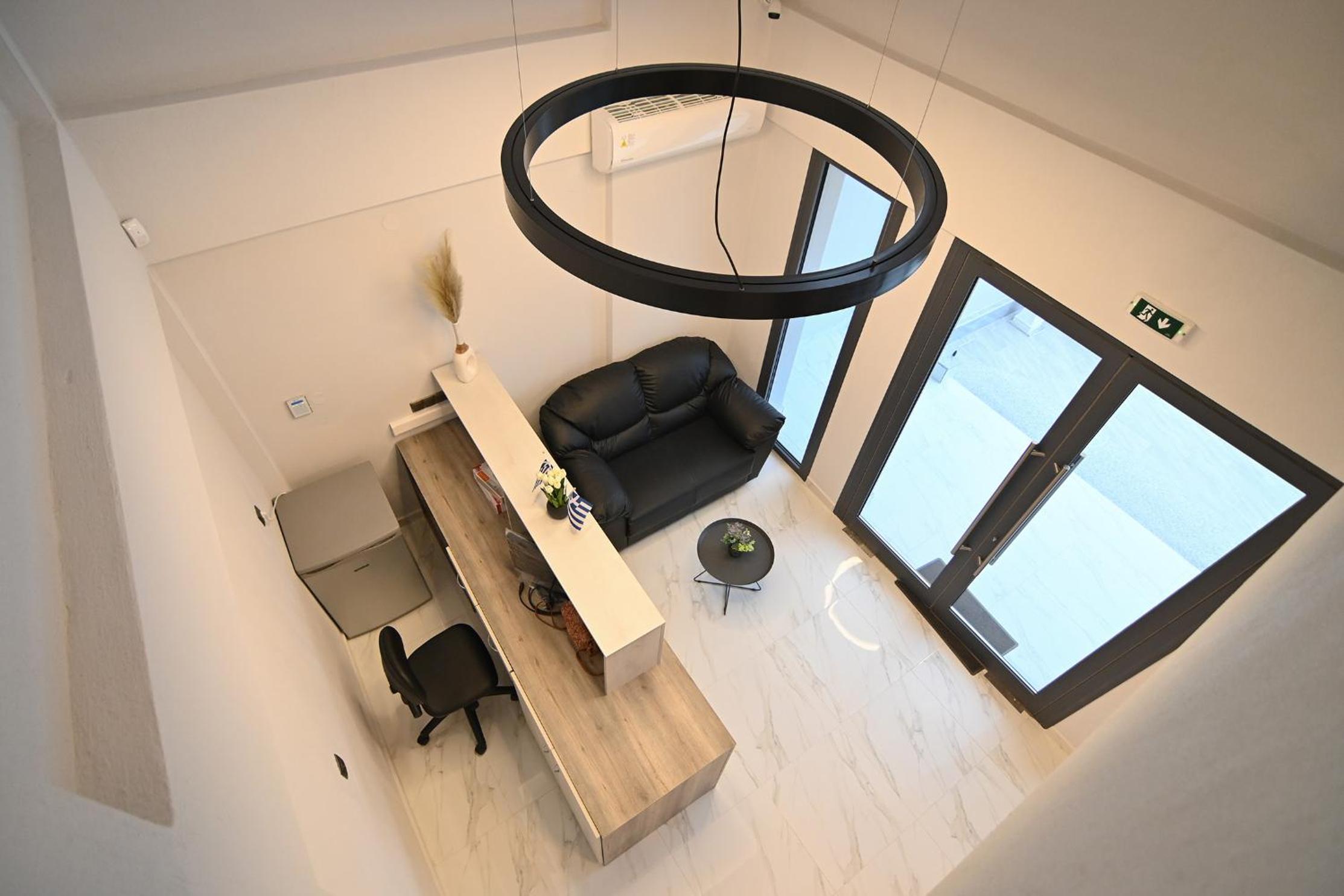 Armonia Luxury Suites