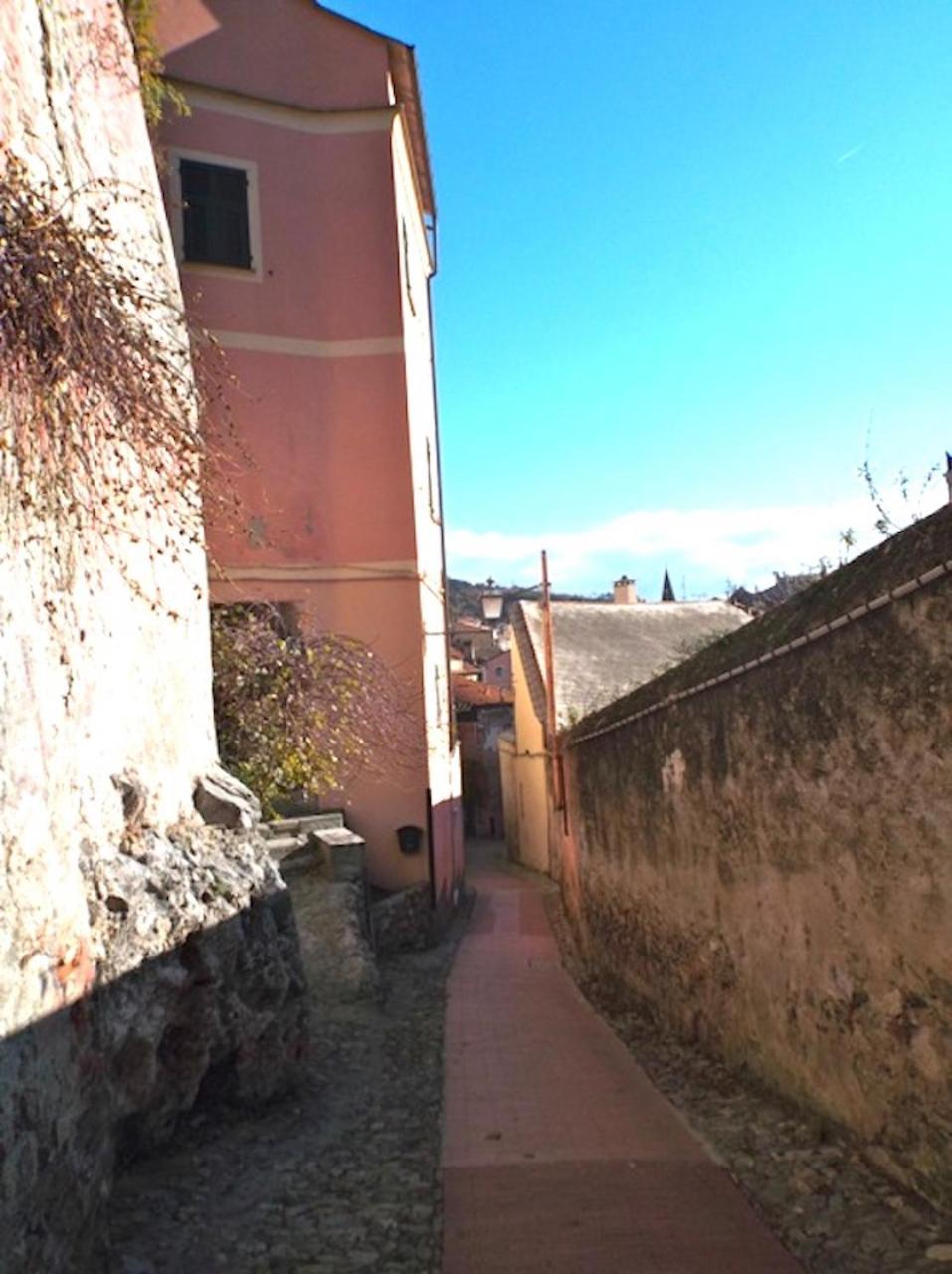 Rivierarent Colori al castello Finalborgo