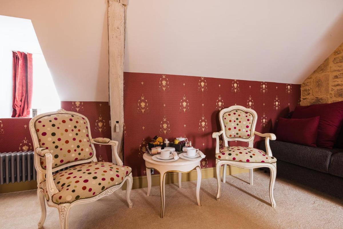Le Petit Manoir 12