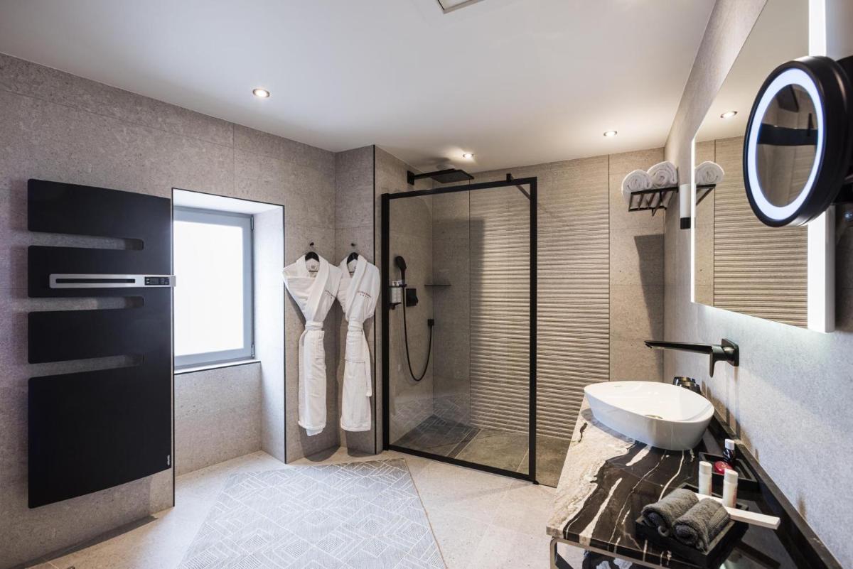 Le Petit Manoir 14