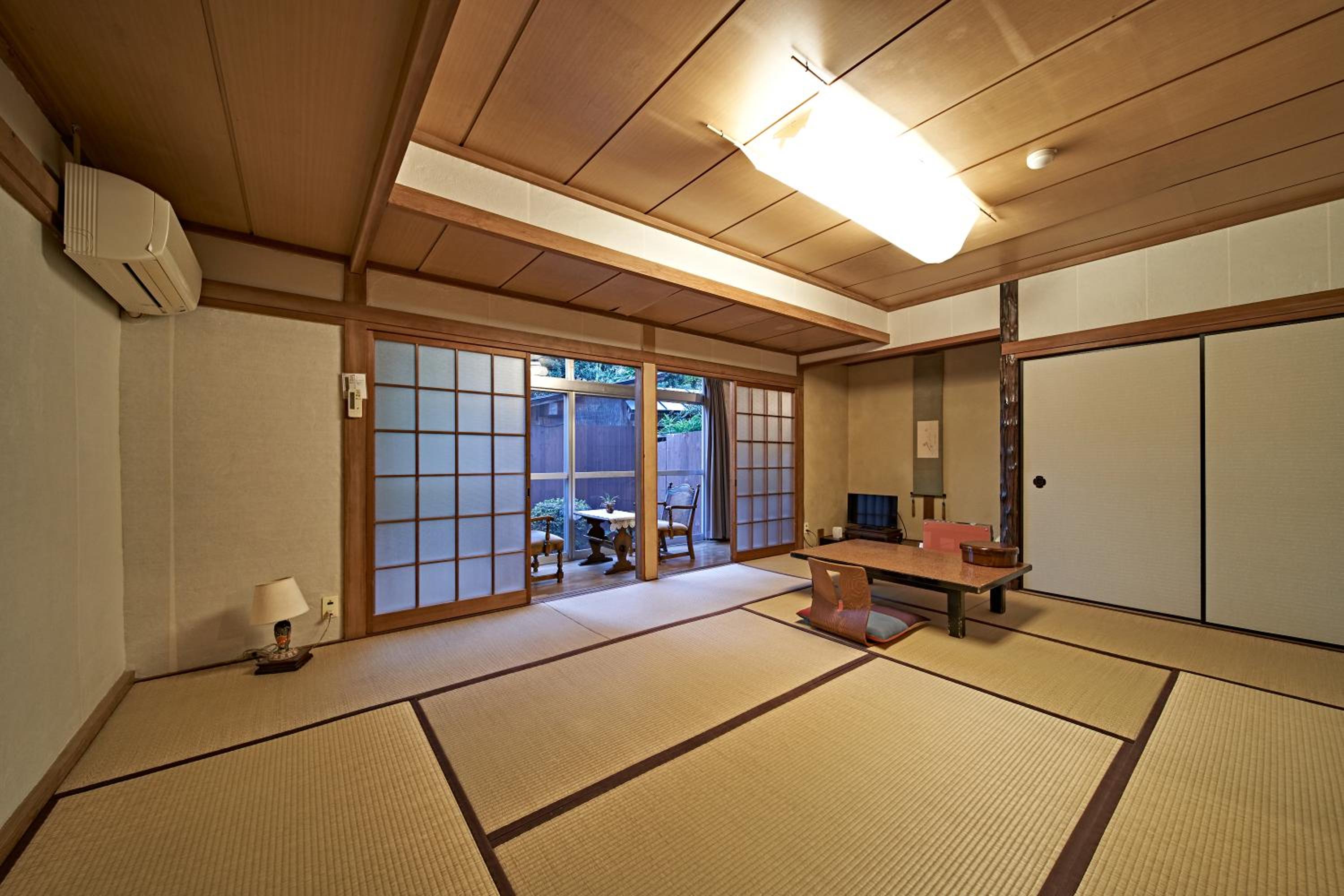 Yamada Bessou くつろぎの温泉宿 山田別荘