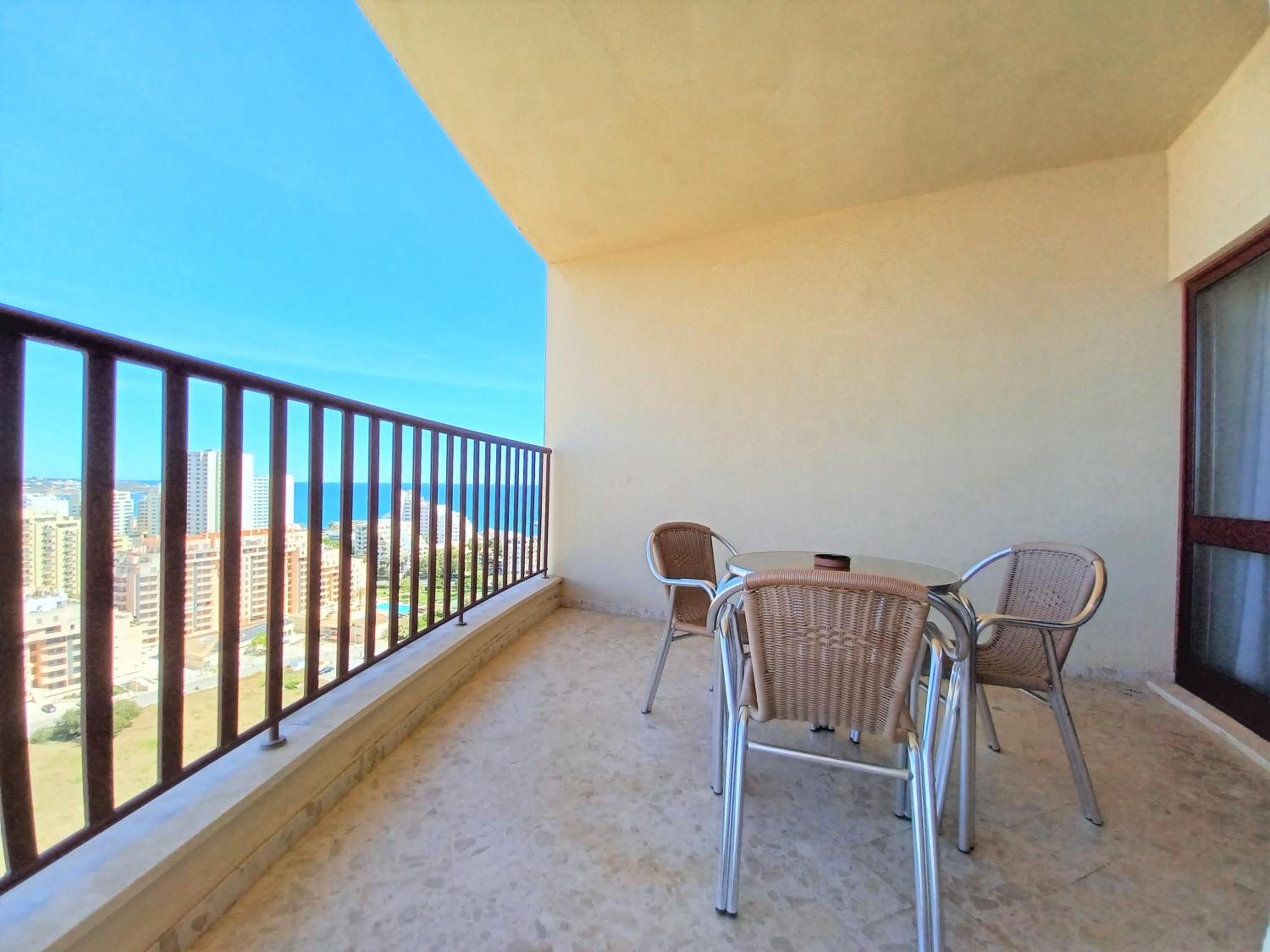 OÁSIS Beach Apartment view 3