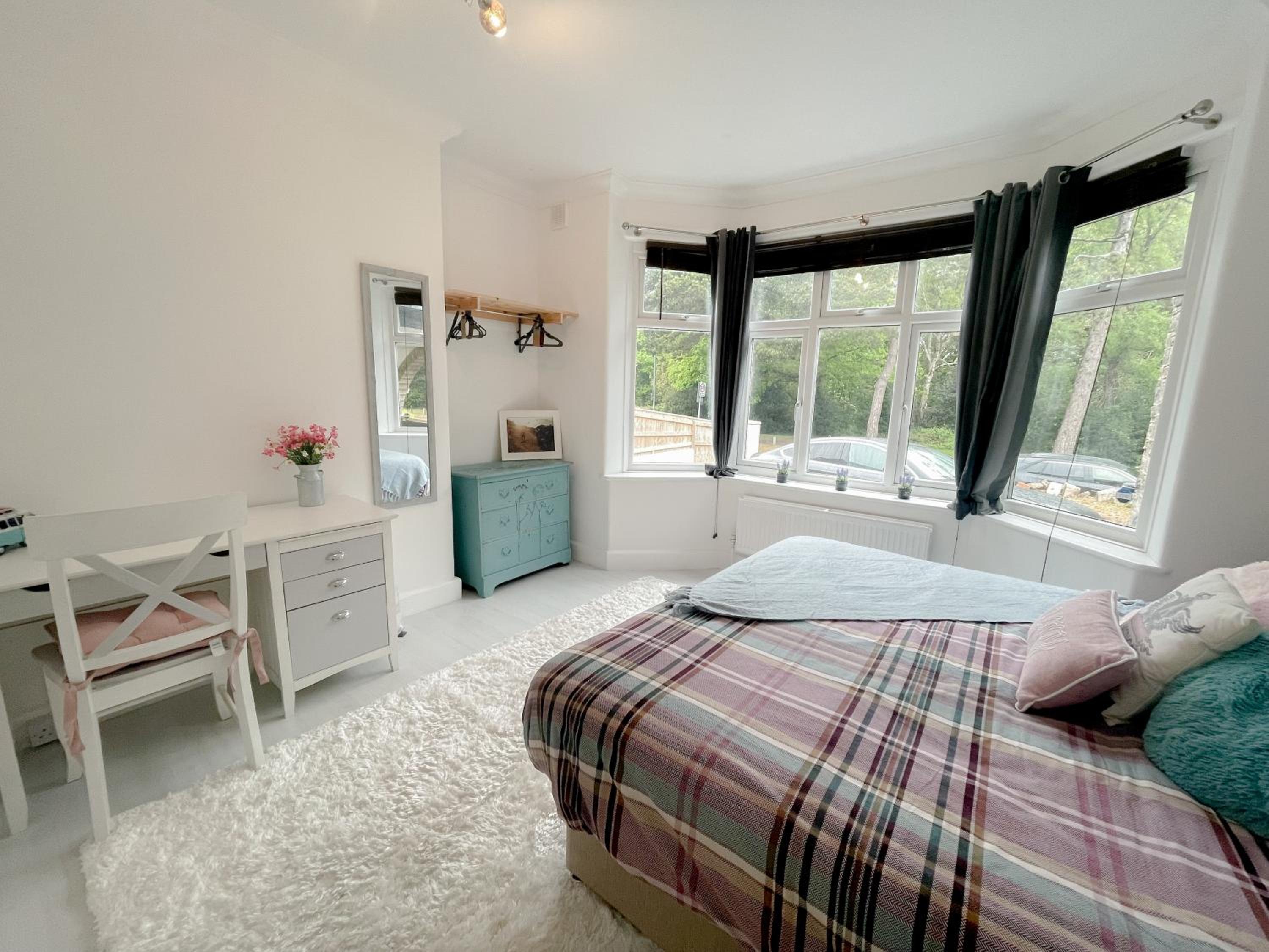 Queens Park View - 1 Bedroom view 5
