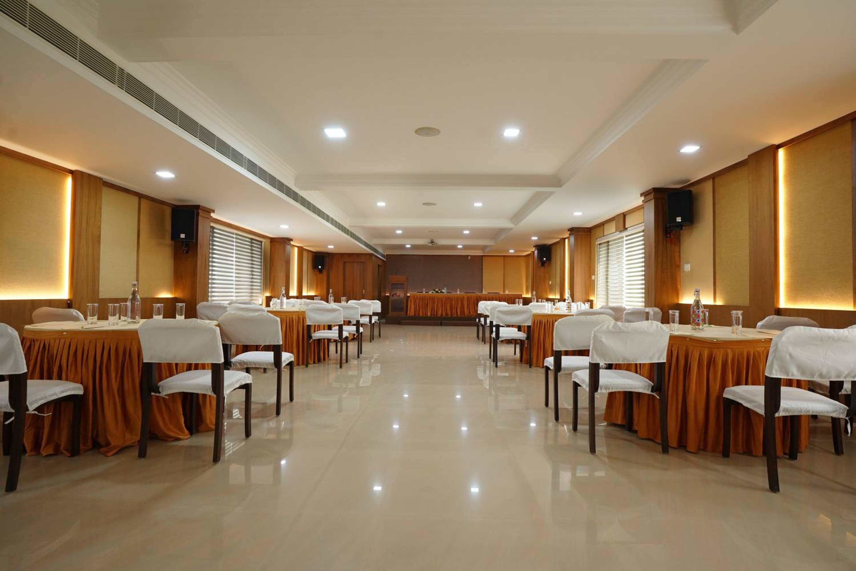 Cochin Vacations - TGR SUITES - Property Image 1