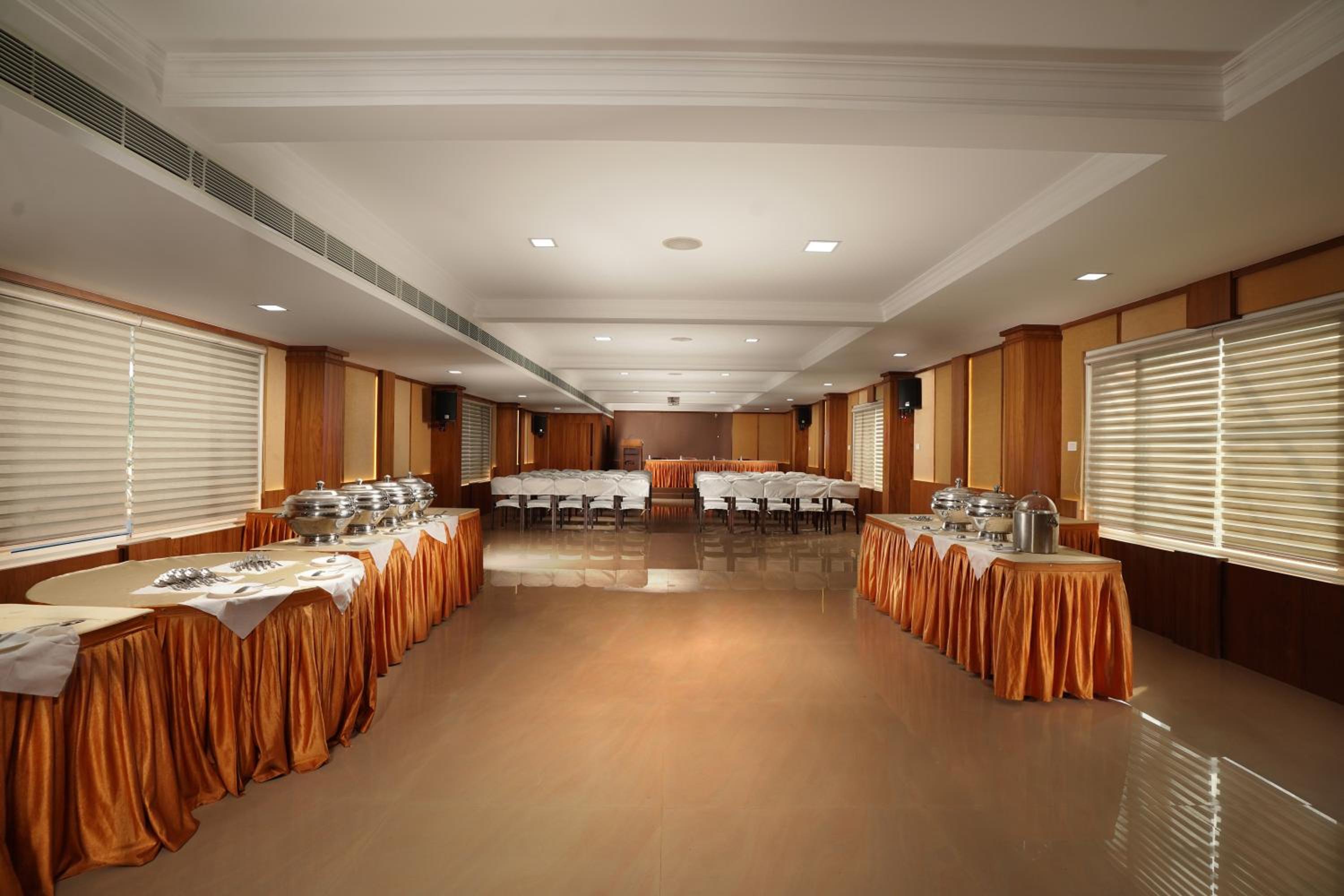 Cochin Vacations - TGR SUITES - Property Image 10