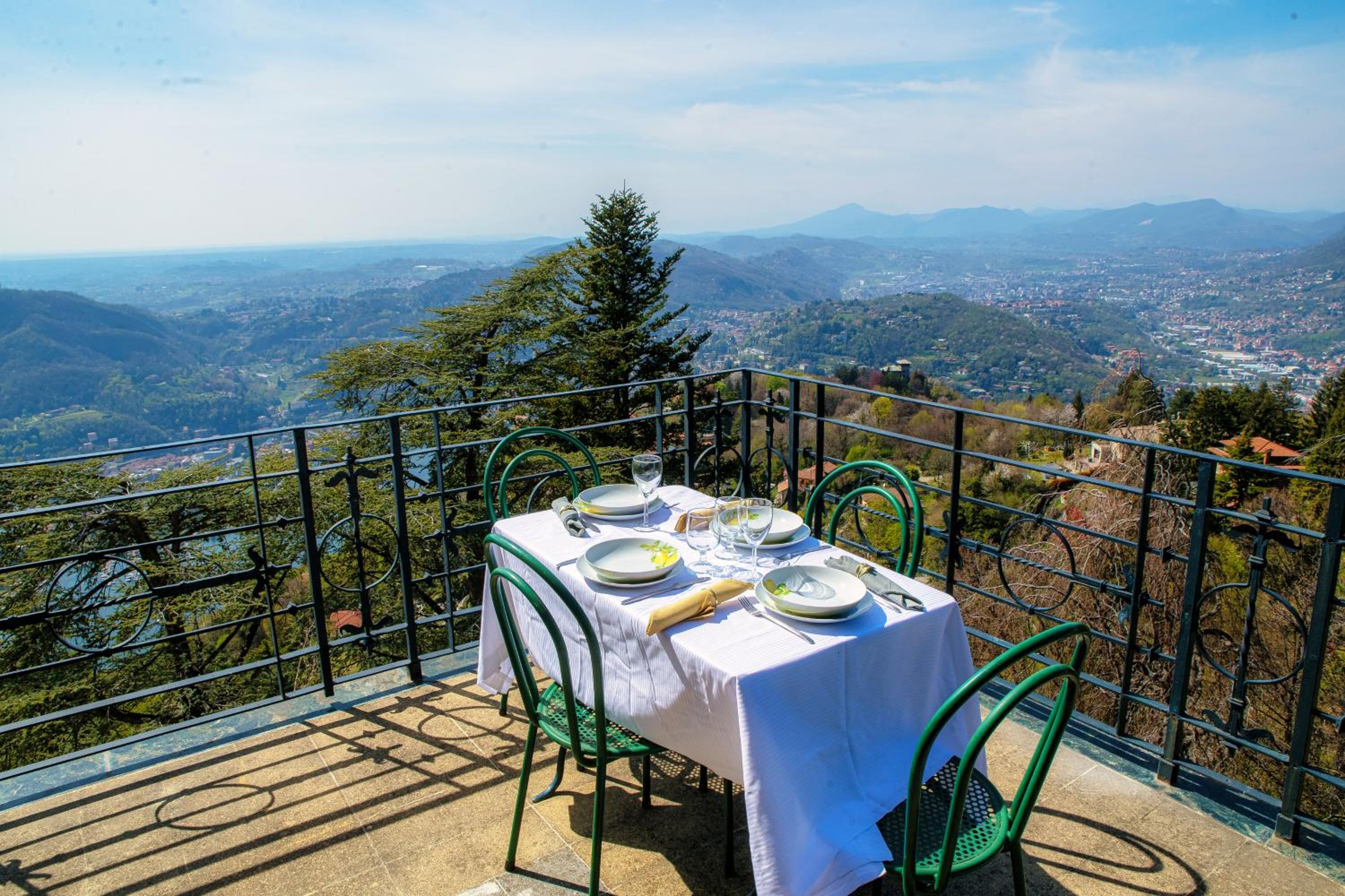 Villa I Tigli - by MyHomeInComo view 3
