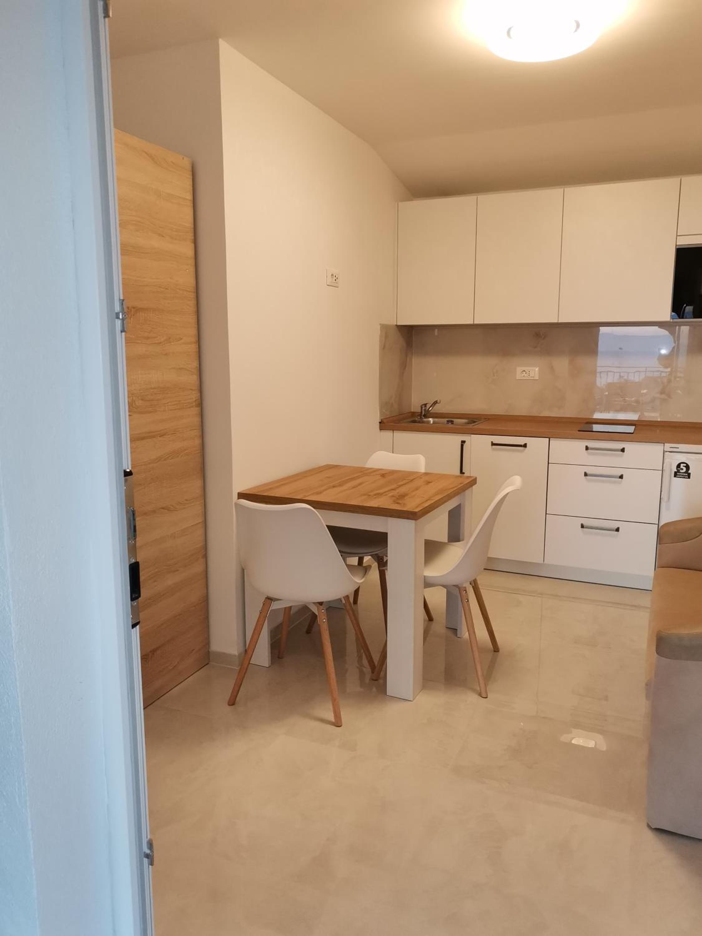 Apartment Luka