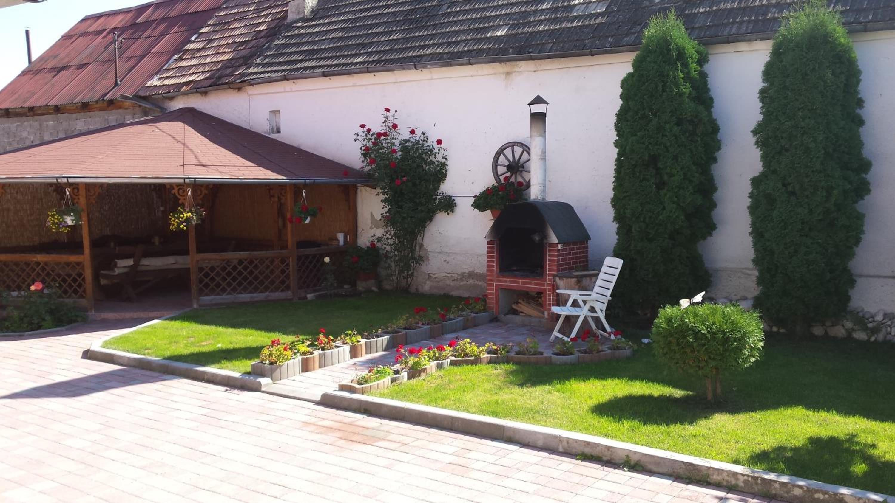 Photo 20