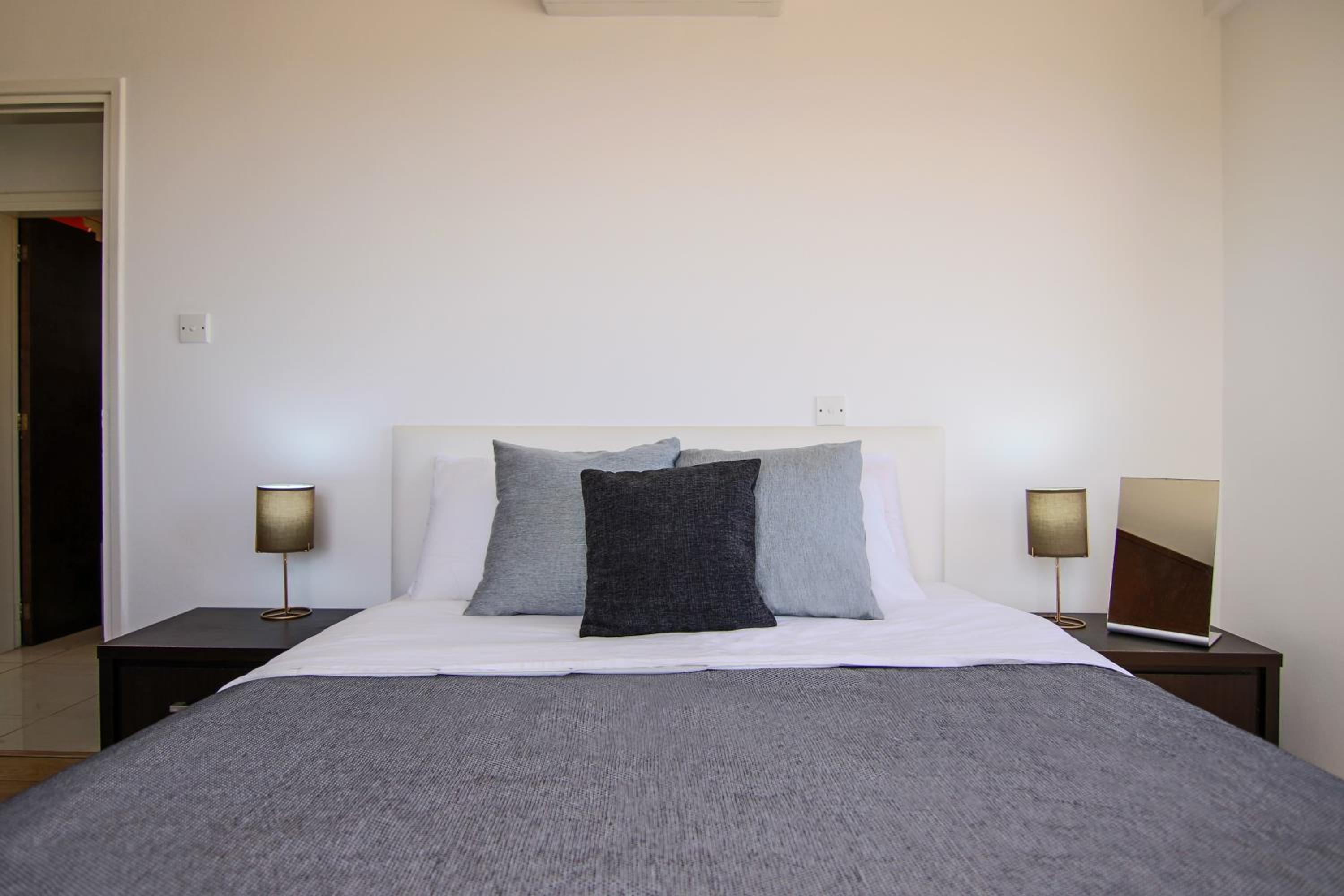 Seaside Luxury Flat Pervolia