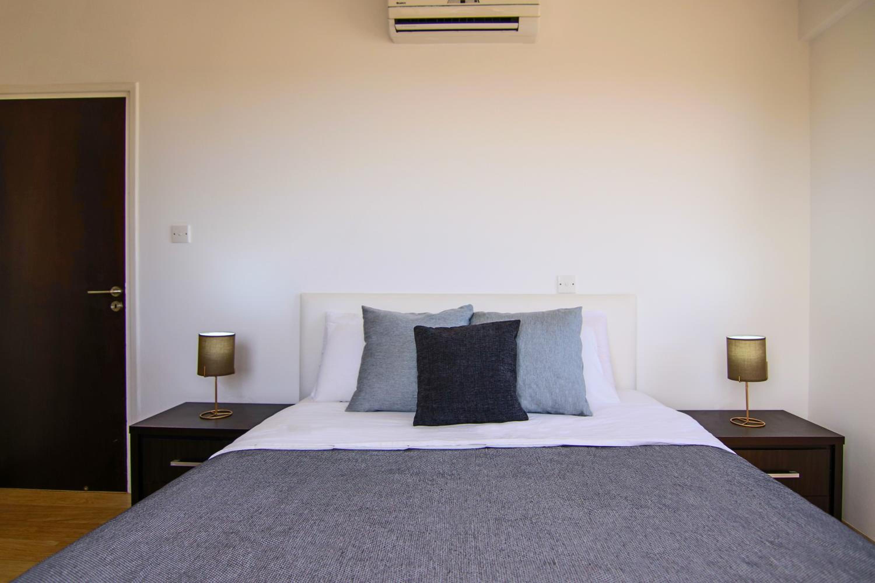Seaside Luxury Flat Pervolia