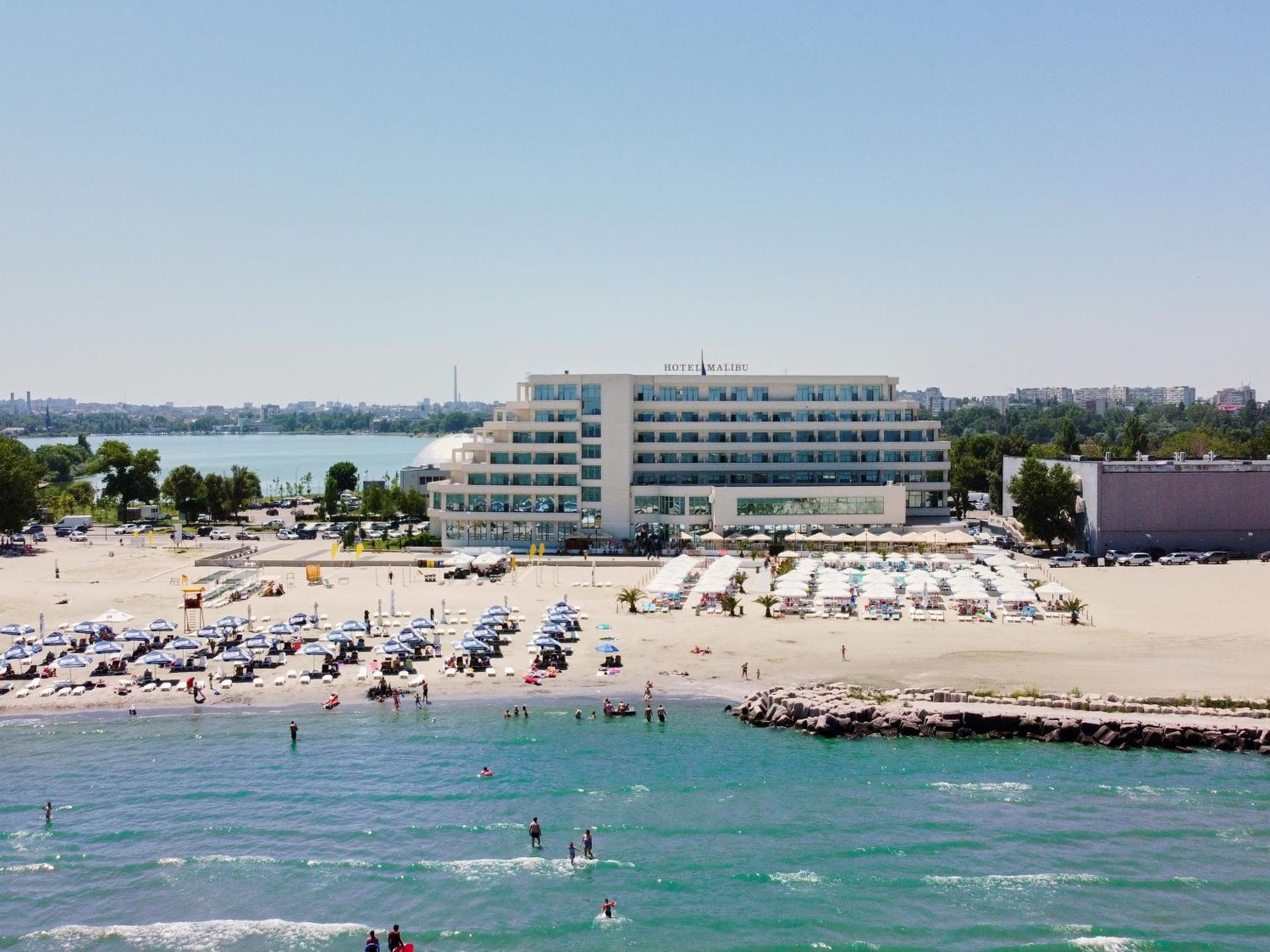 Hotel Malibu - Image 1