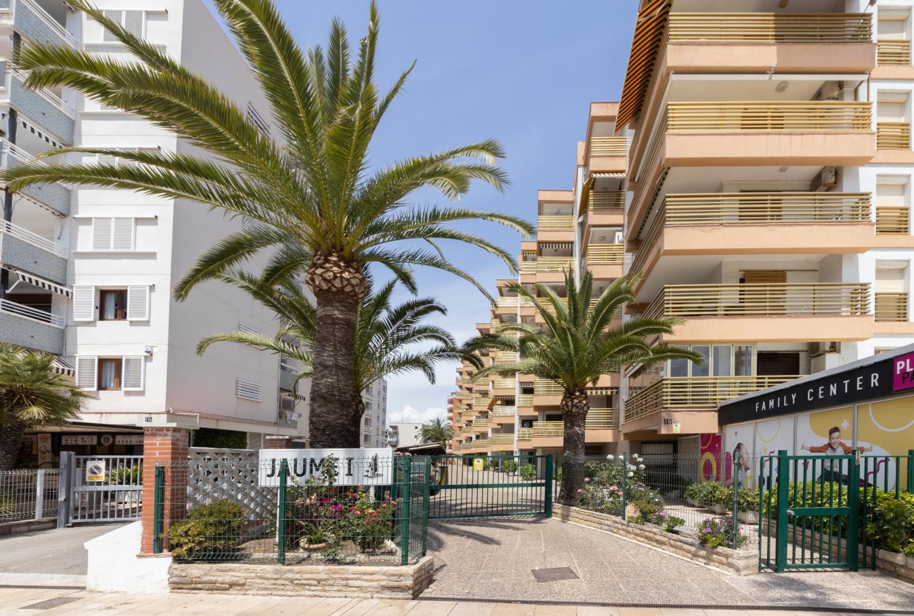 Apartamentos Jaime I Arysal view 2