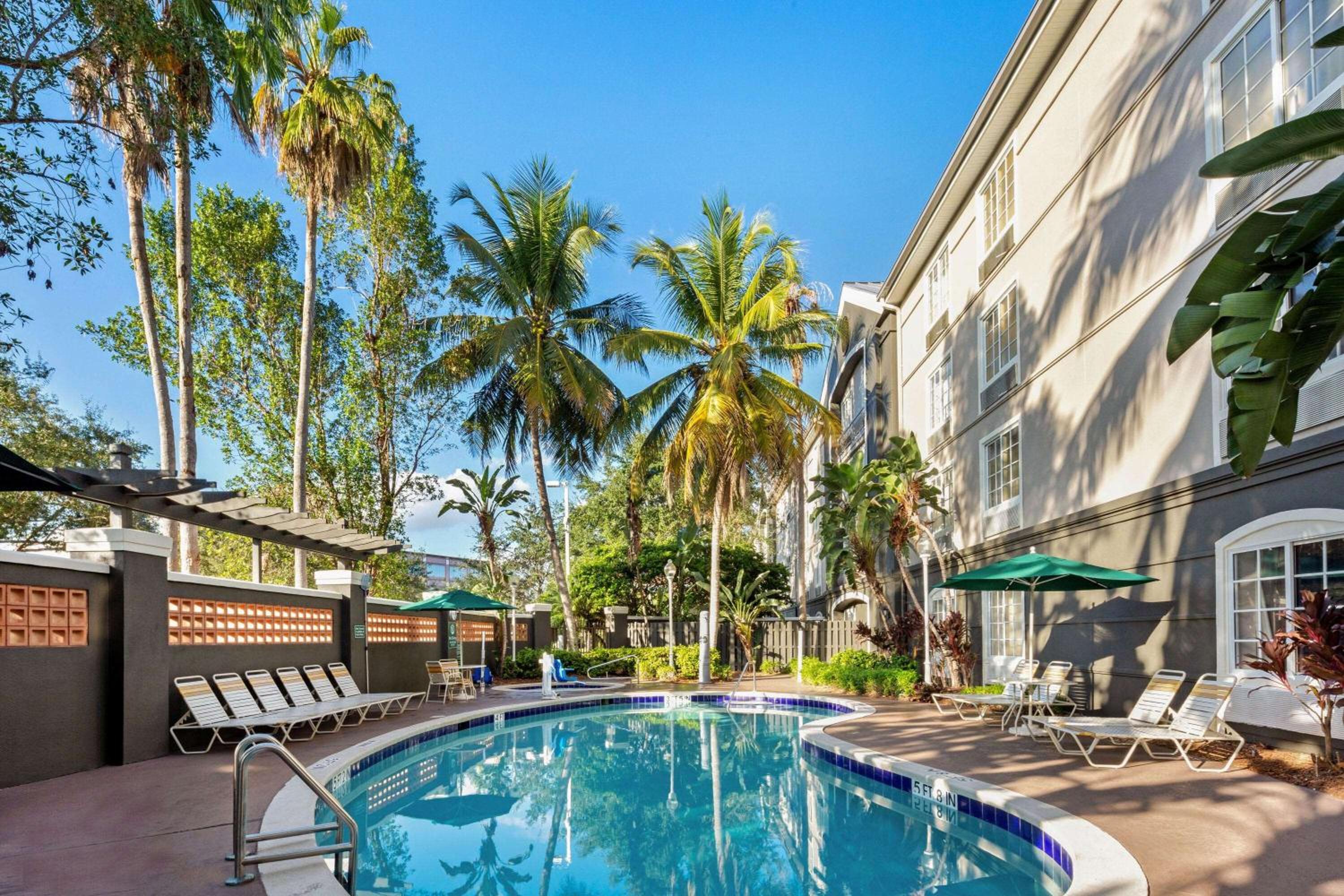 La Quinta by Wyndham Ft. Lauderdale Plantation - Property Image 1