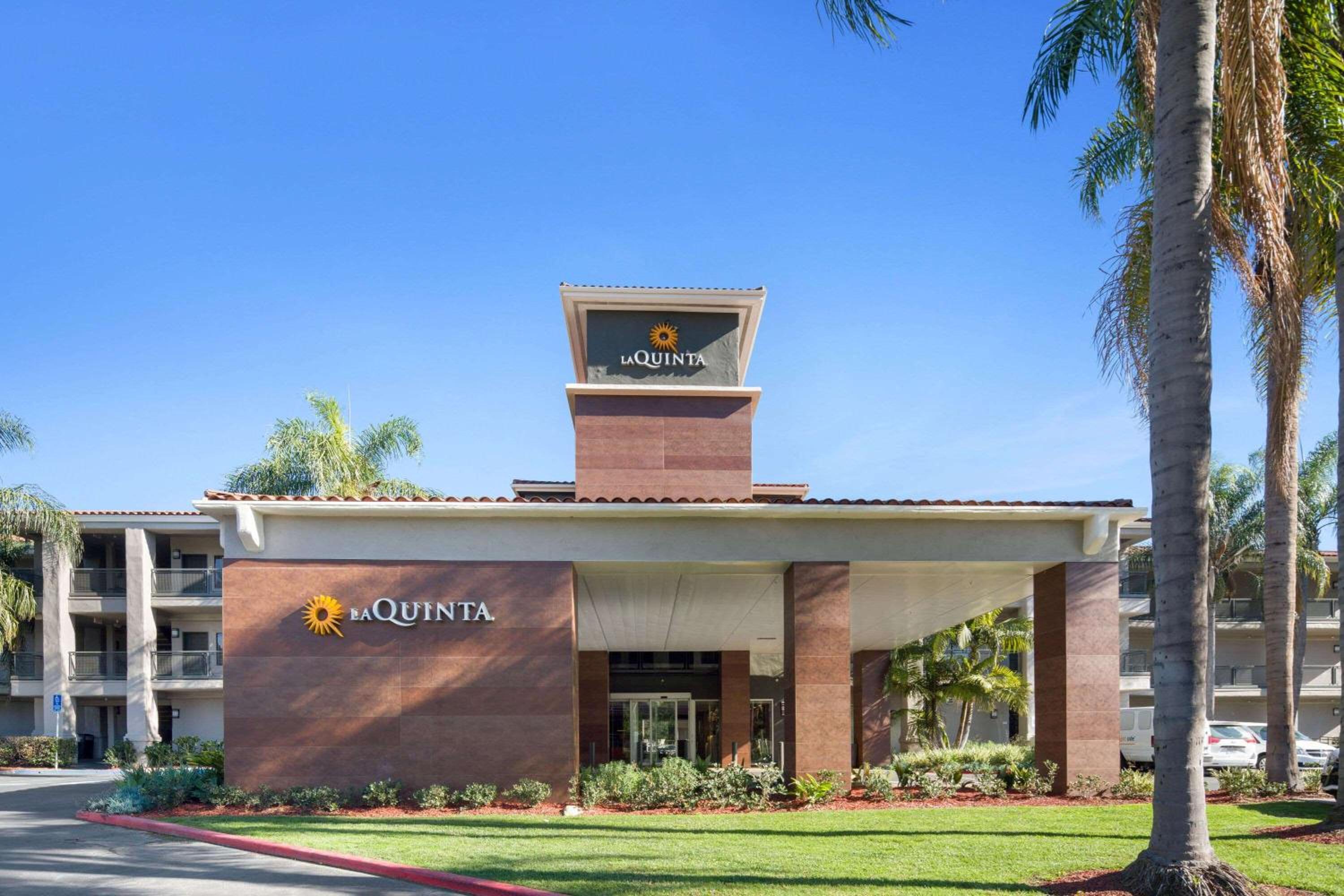 Hotel La Quinta Inn & Suites by Wyndham Orange County Airport