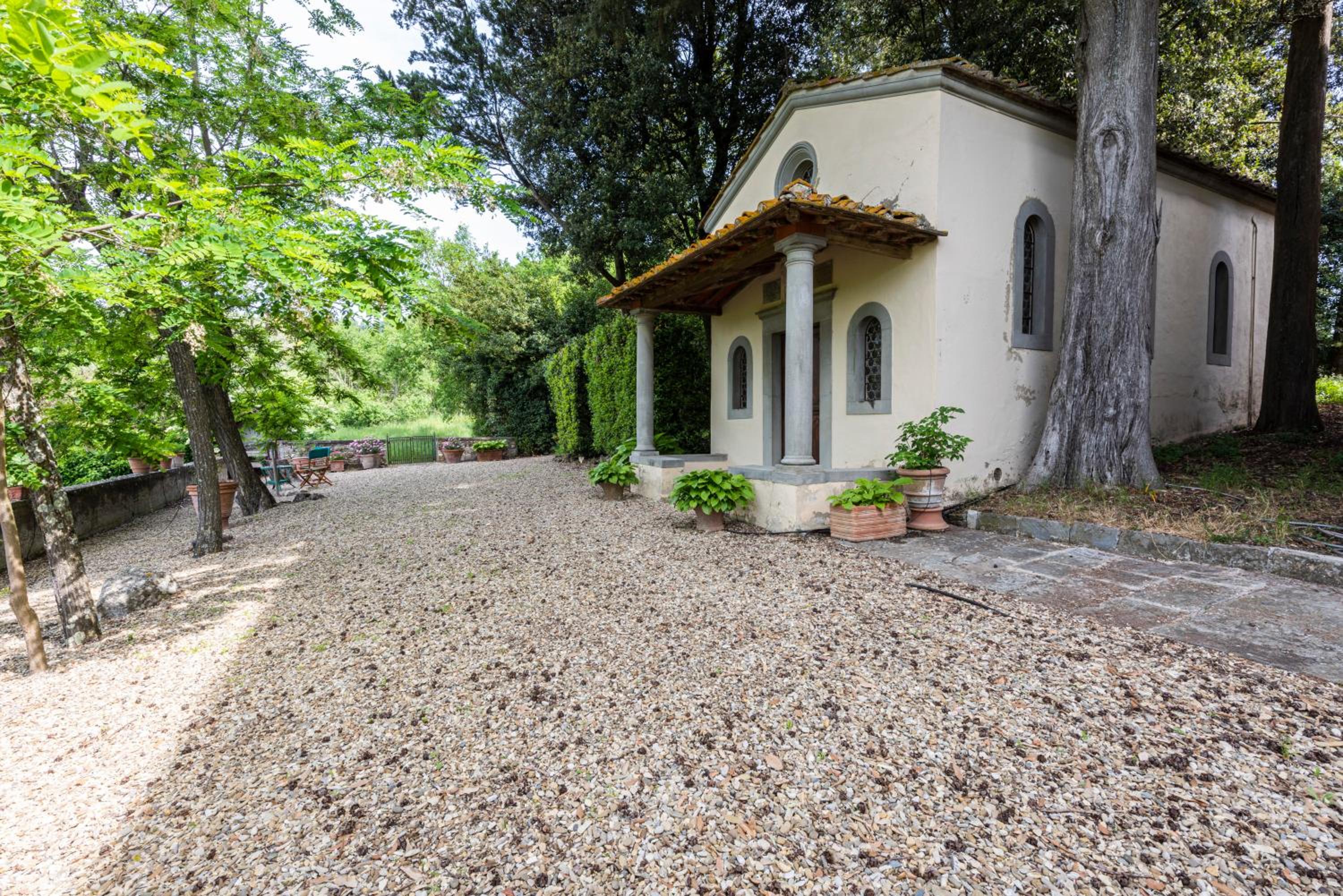 Villa Poggio Cherici by Mmega