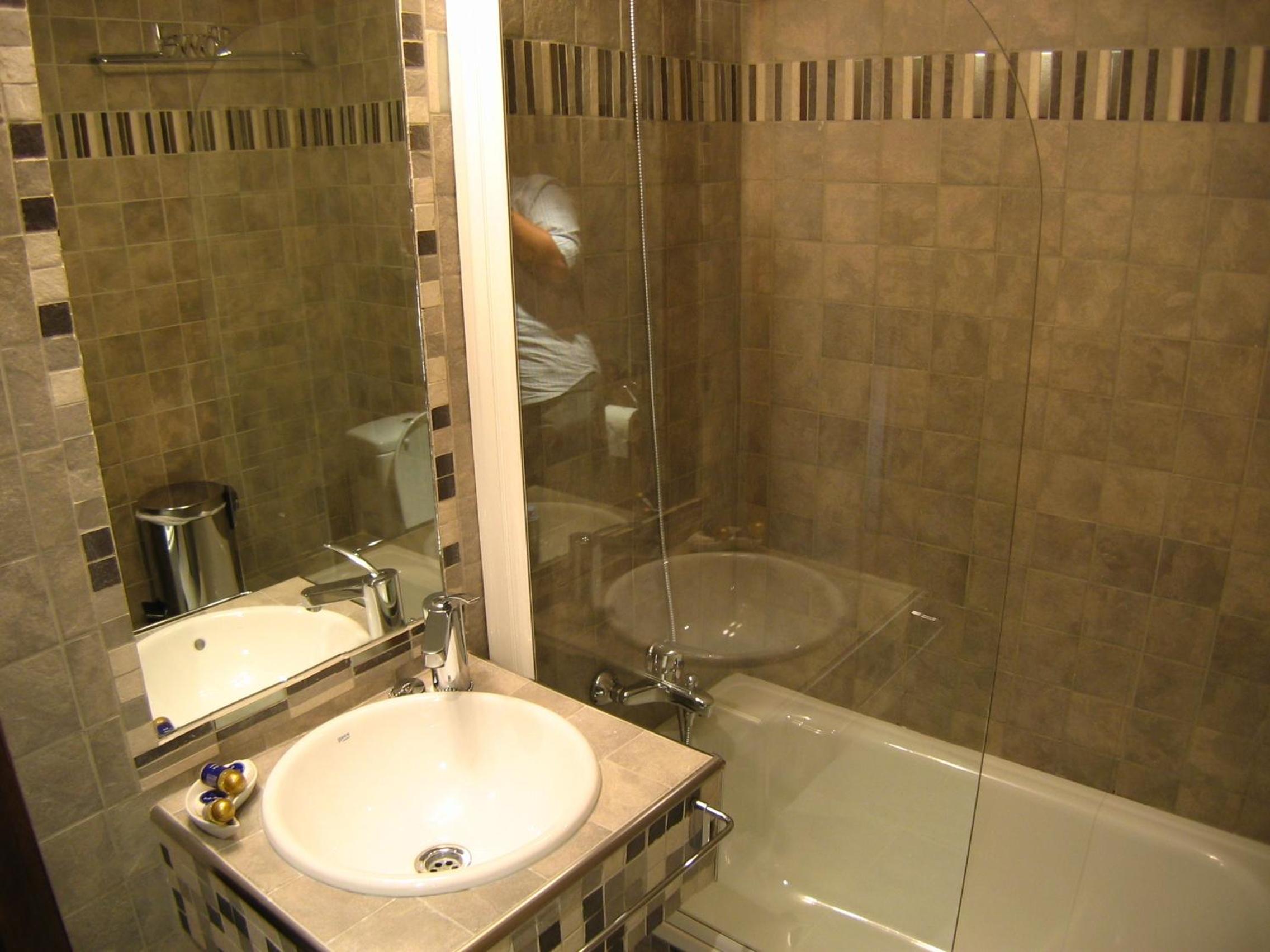 Photo 48