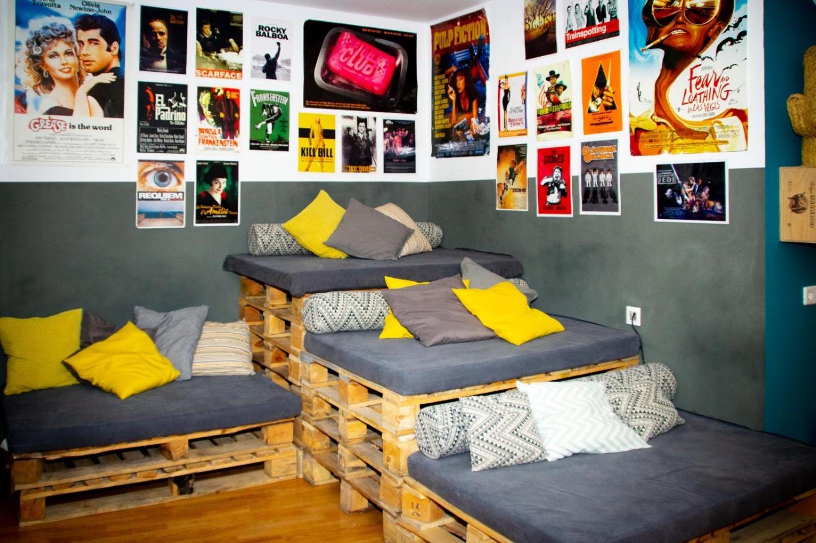 lounge