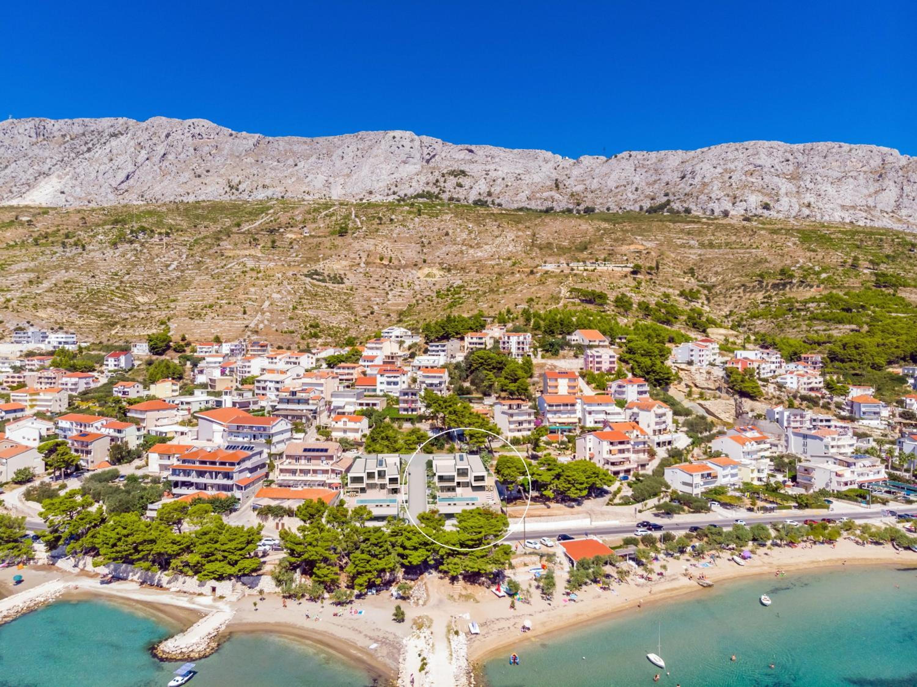 Hotel New! Villa Bava with 4 En-suite Bedrooms, Heated 33 sqm Pool - Image 1