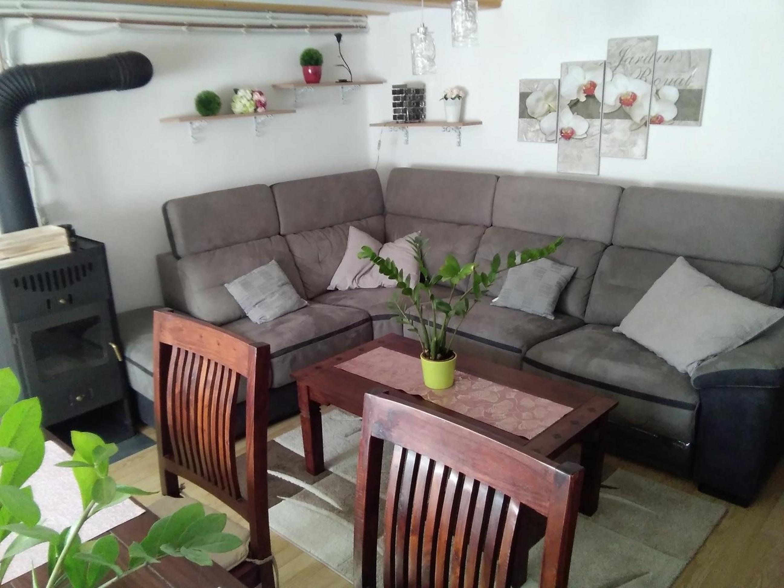 Hajni Vendégház view 3